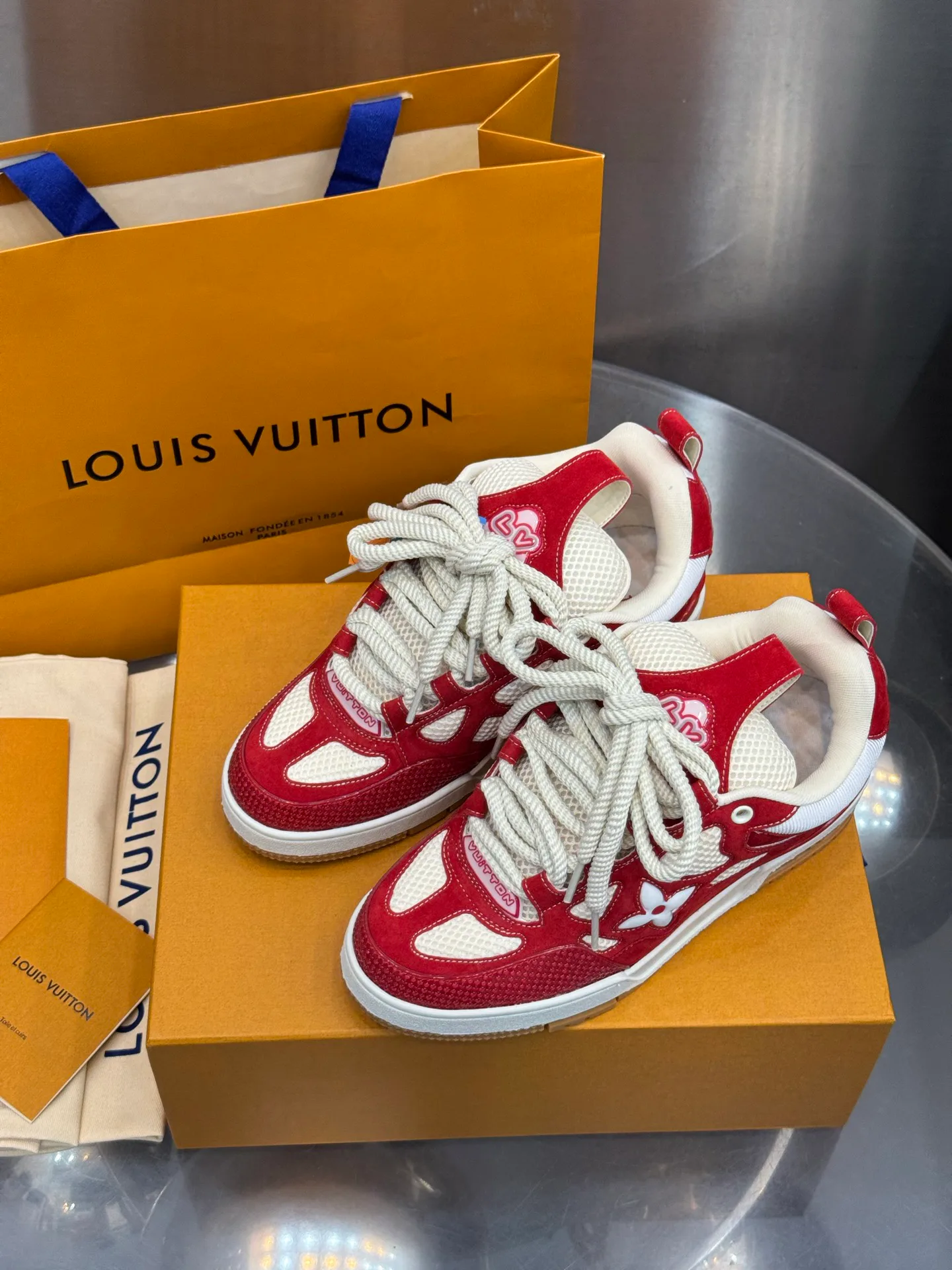 Кроссовки Мужские Louis Vuitton 19073408