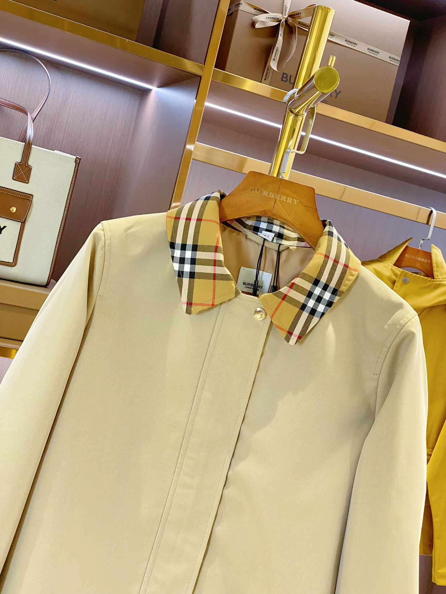 Пальто Женские Burberry 11240505