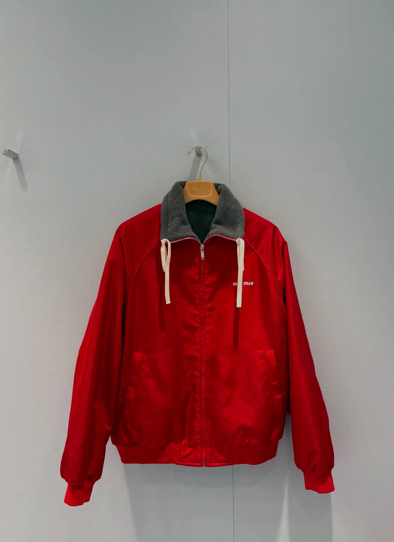 Куртки И Пуховики Женские Miu Miu 5366455