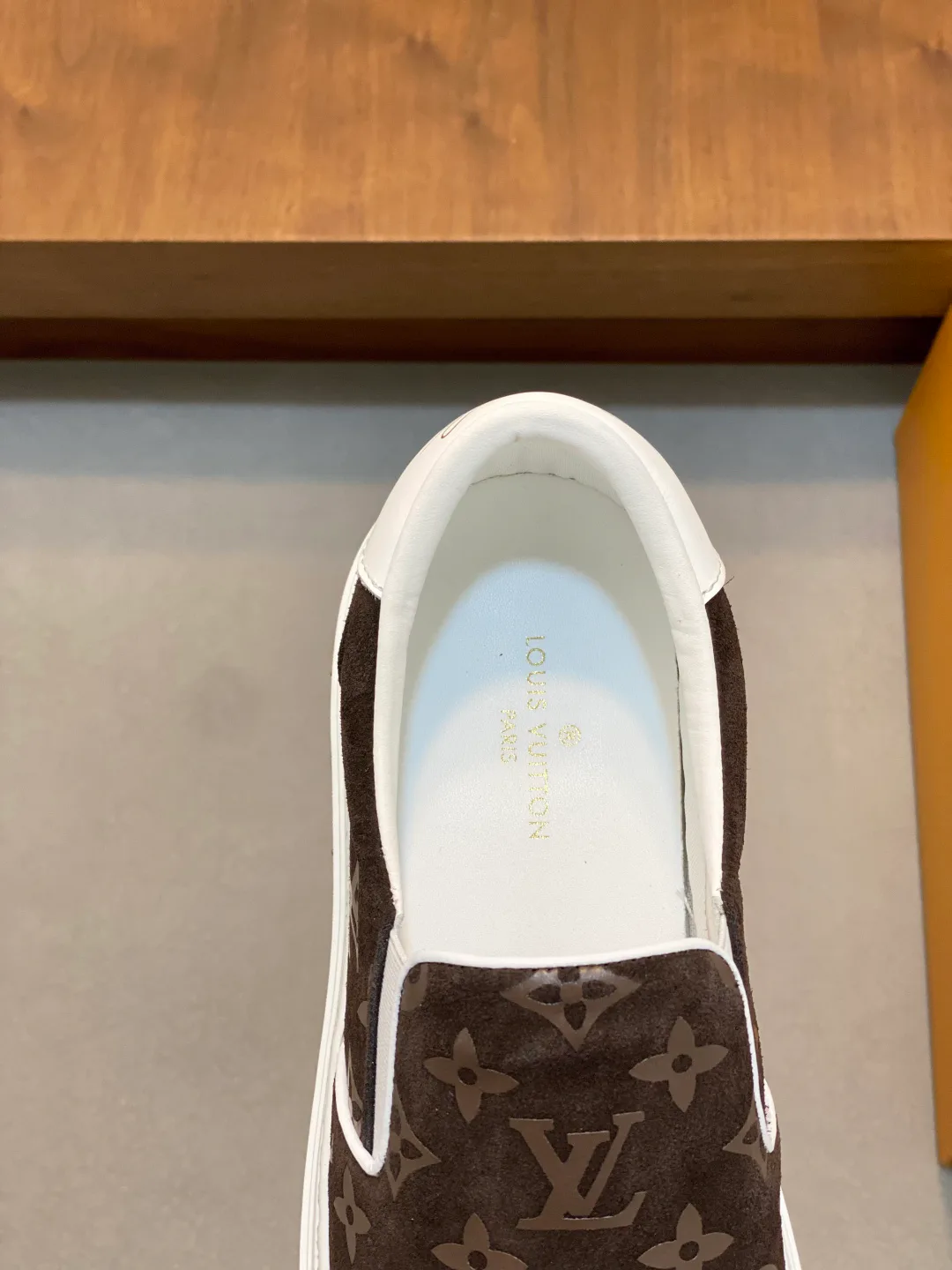 Кроссовки Мужские Louis Vuitton 17934200