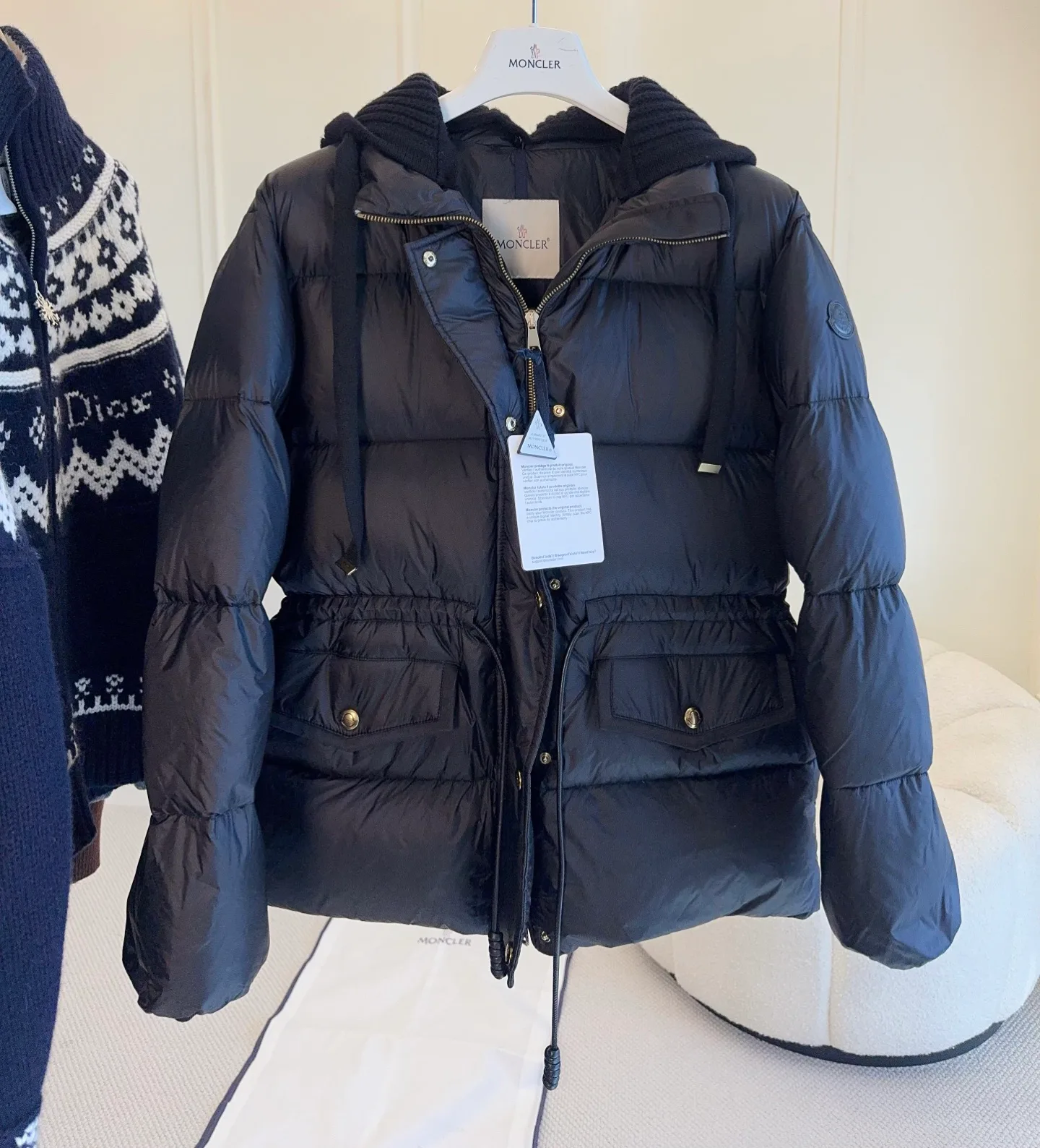 Куртки И Пуховики Женские Moncler 20023100