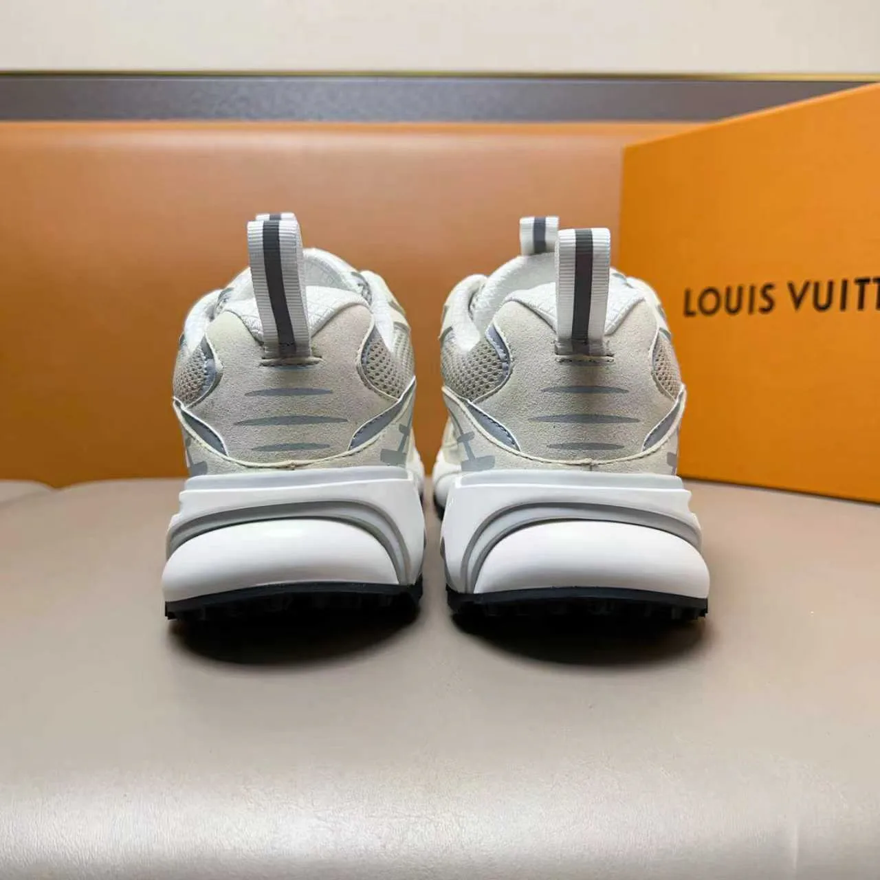 Кроссовки Мужские Louis Vuitton 20081787