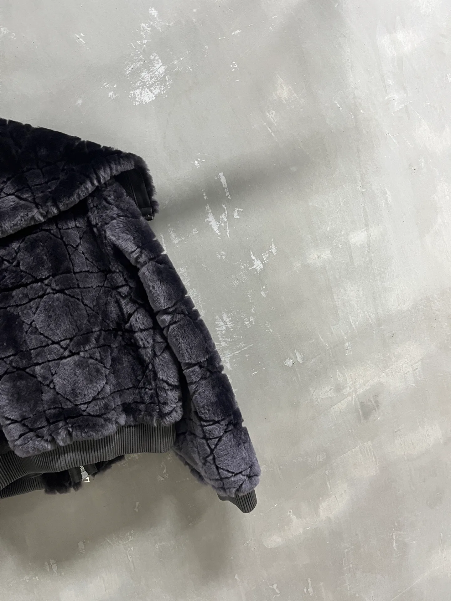 Кожаные Куртки И Дублёнки Женские Christian Dior 783402