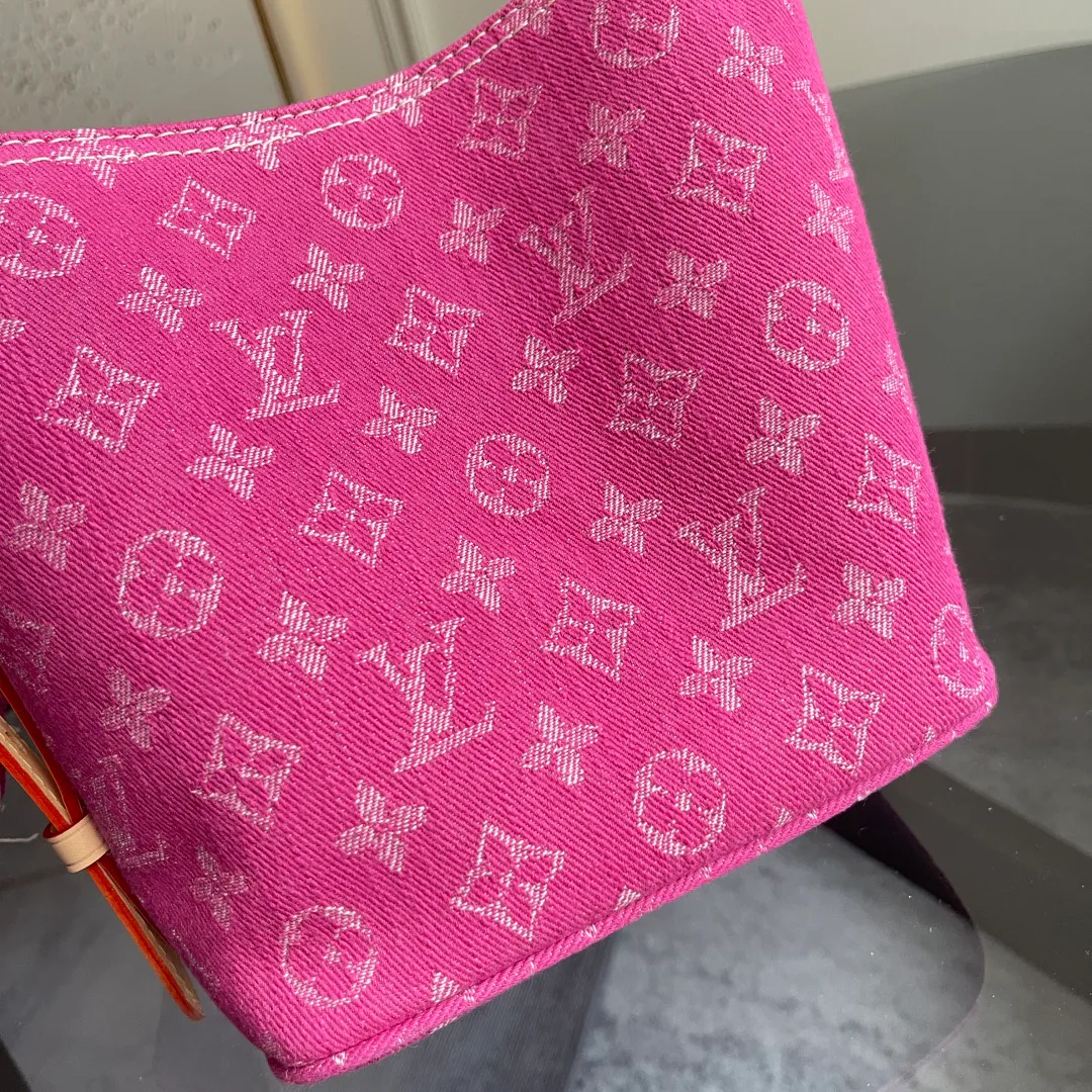 Сумки На Ремне Женские Louis Vuitton 11886366
