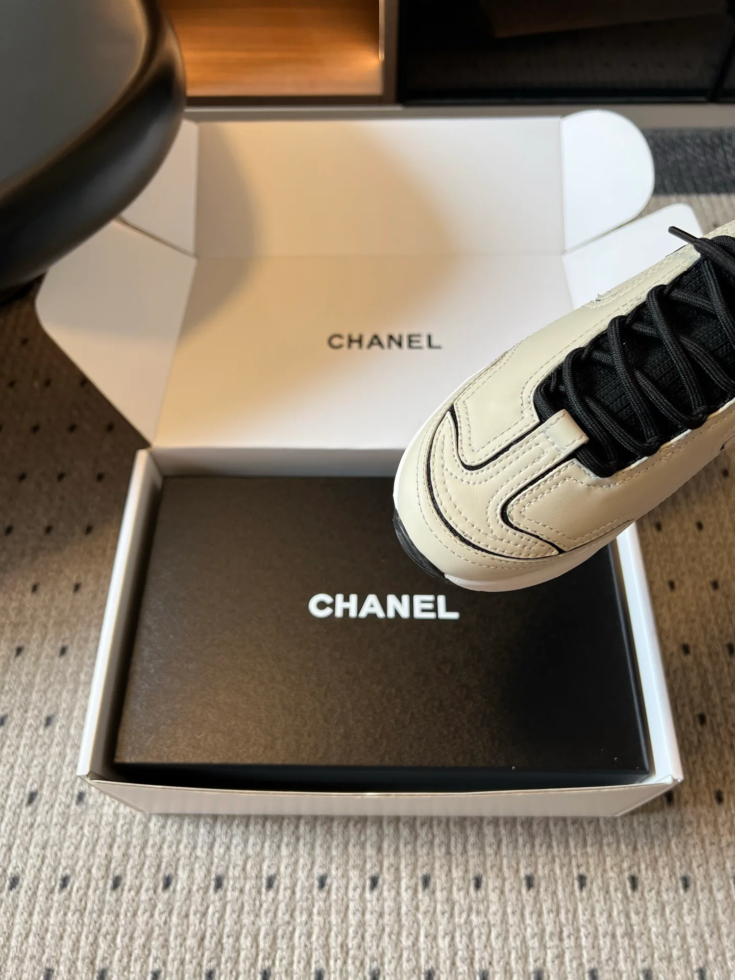 Кроссовки Женские Chanel 17793451