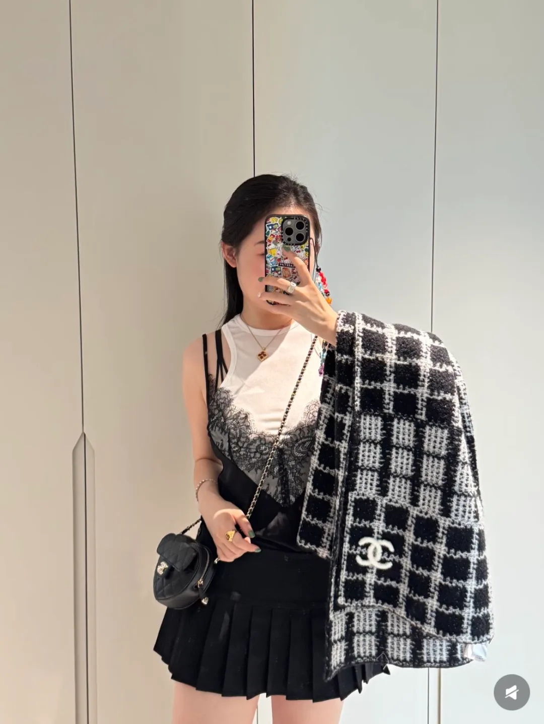 Шарфы Chanel 18104899