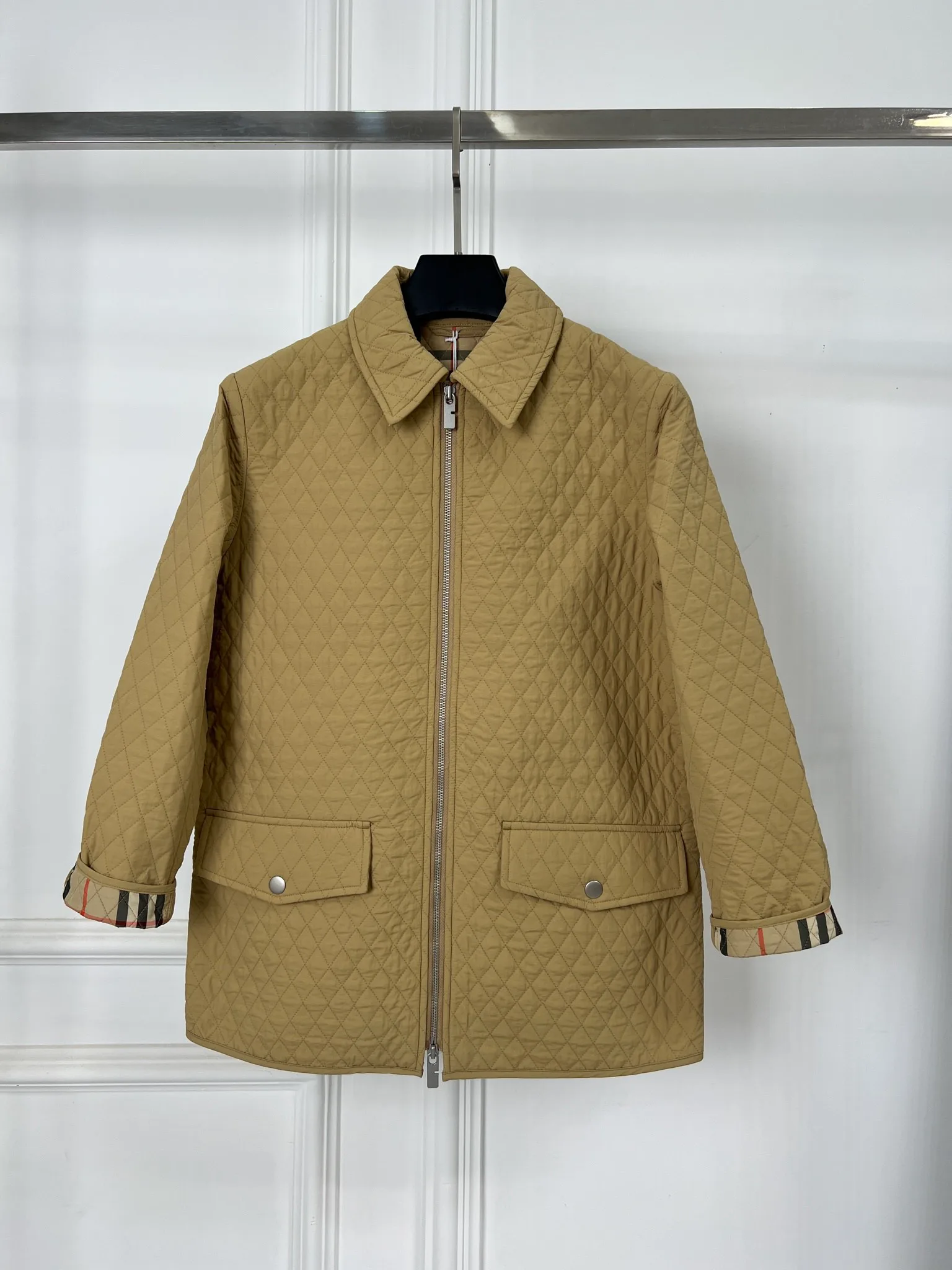 Куртки И Пуховики Женские Burberry 10898923