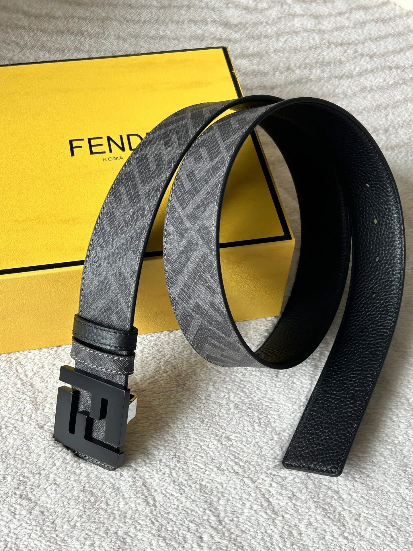 Ремни Fendi 11704488