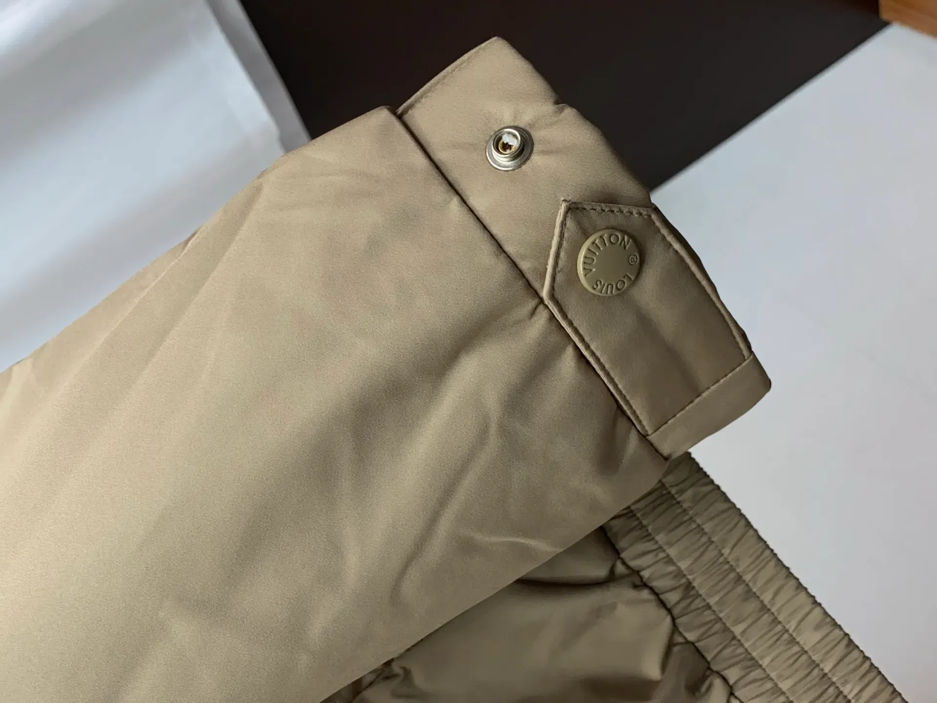 Куртки И Пуховики Мужские Louis Vuitton 5093803