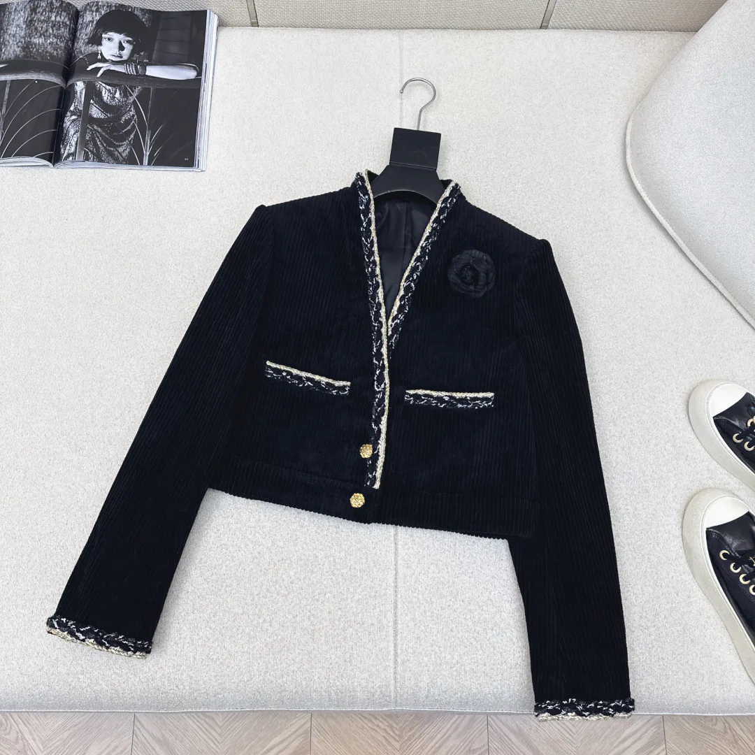 Куртки И Пуховики Женские Chanel 1213523