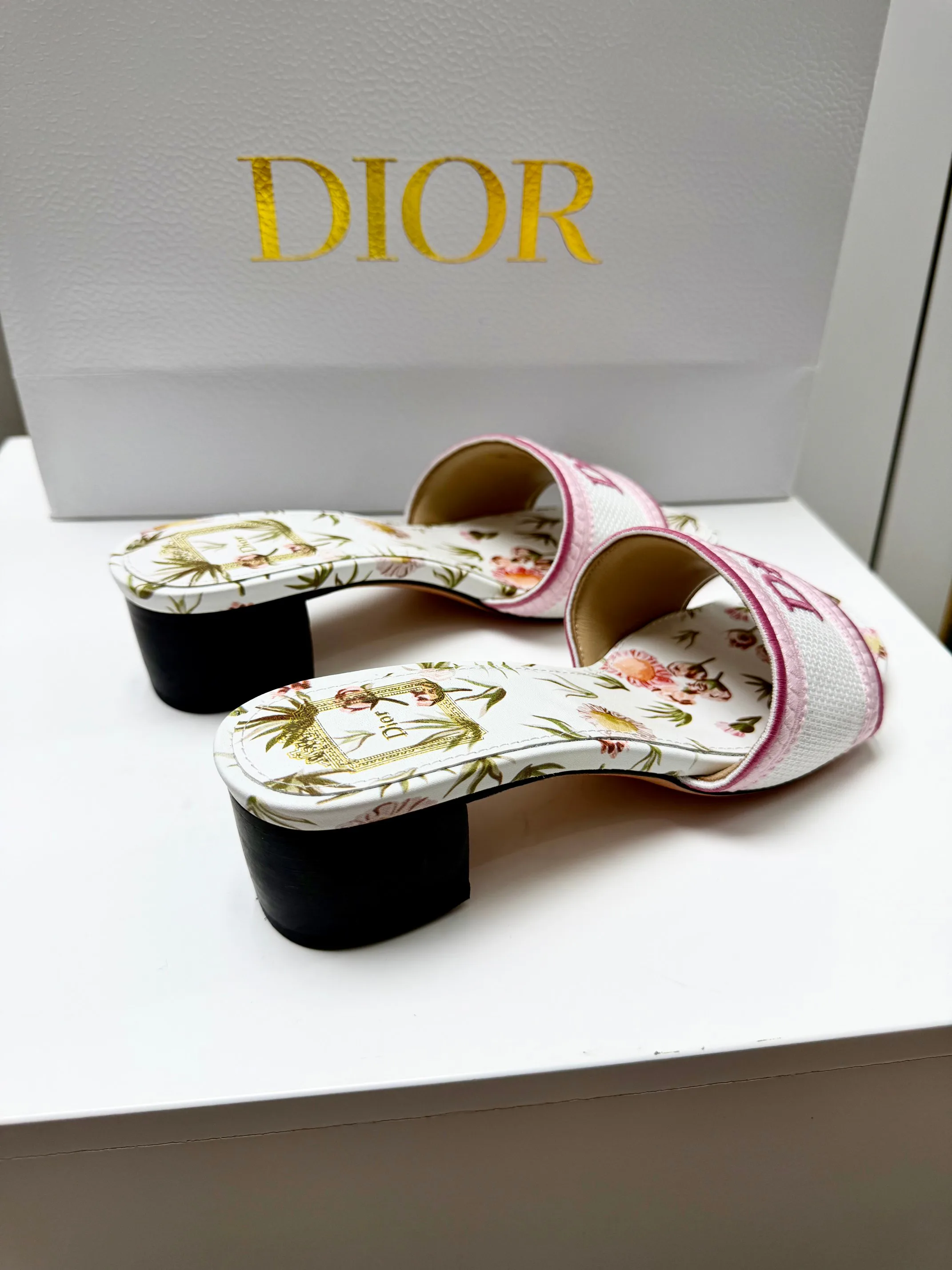 Сандалии Женские Christian Dior 12877269