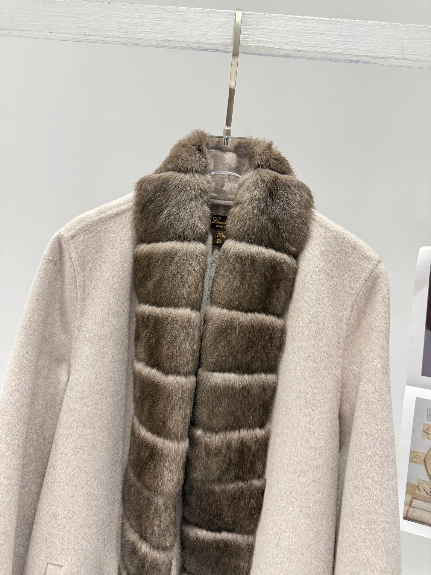 Пальто Женские Loro Piana 19596093