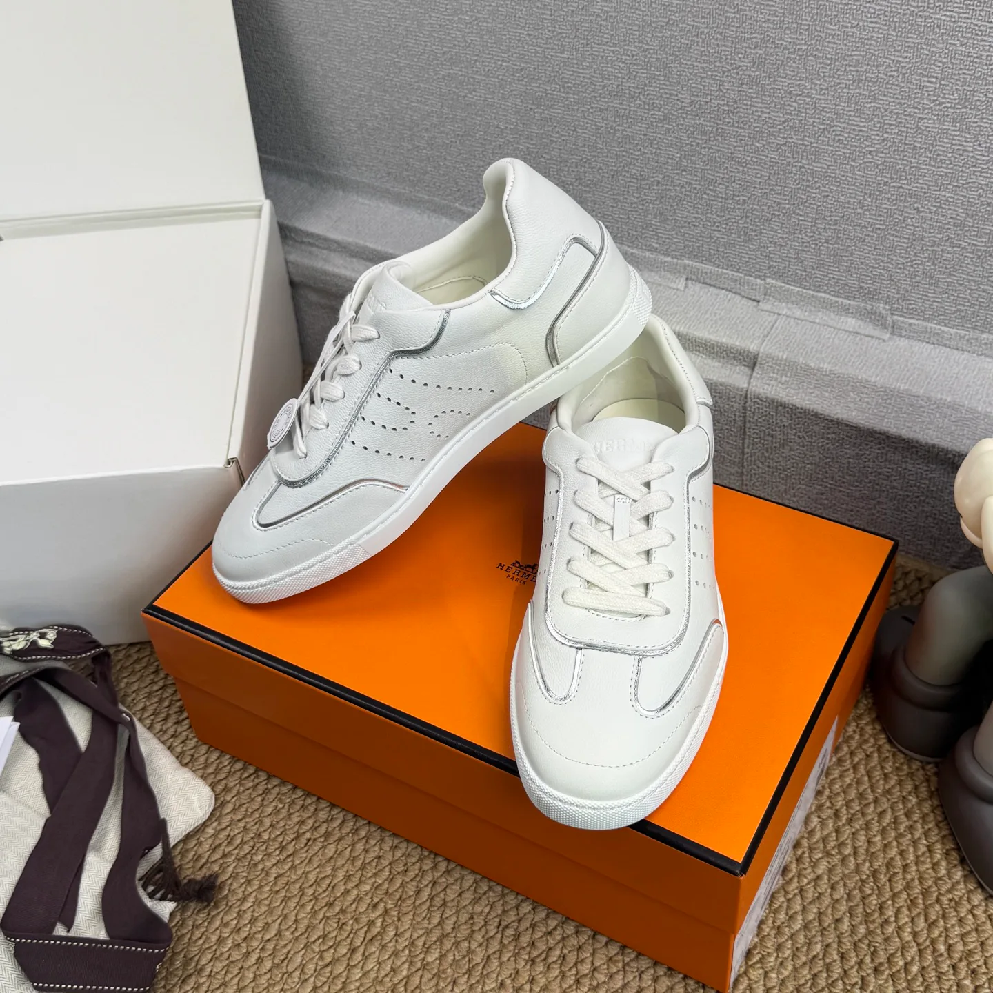 Кроссовки Женские Hermes 19061453