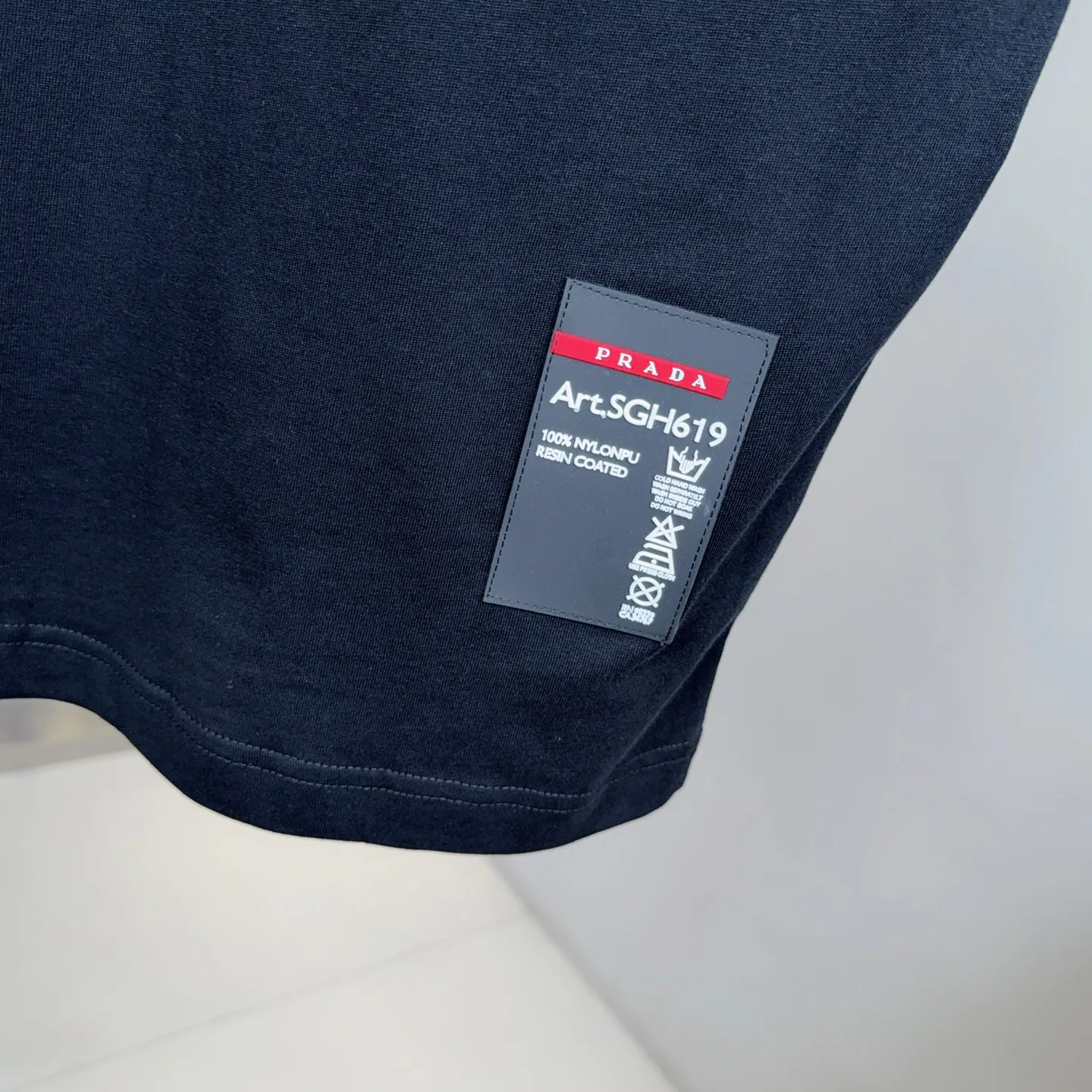 Футболки Женские Prada 11002