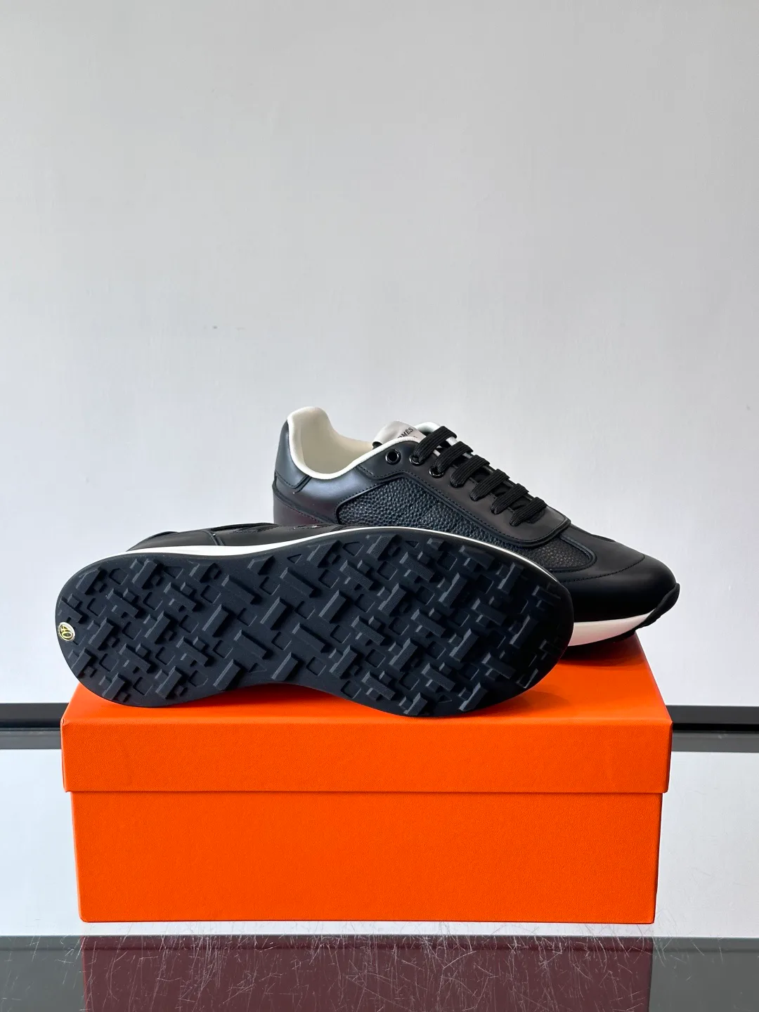 Кроссовки Мужские Hermes 13562603