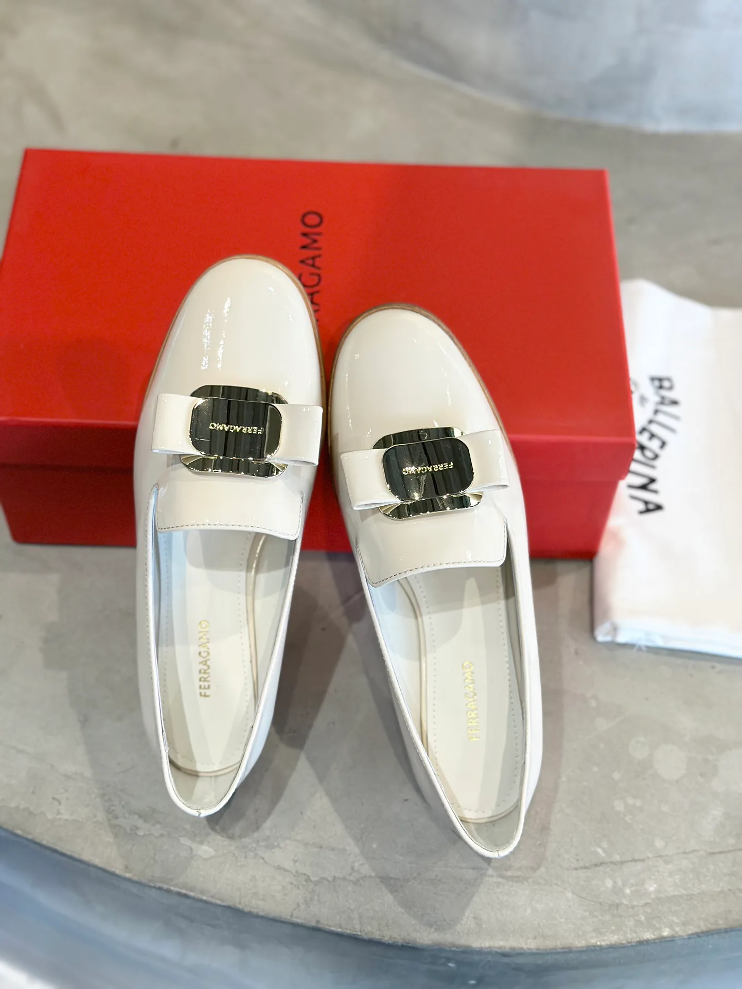 Лоферы И Мокасины Женские Salvatore Ferragamo 13368424