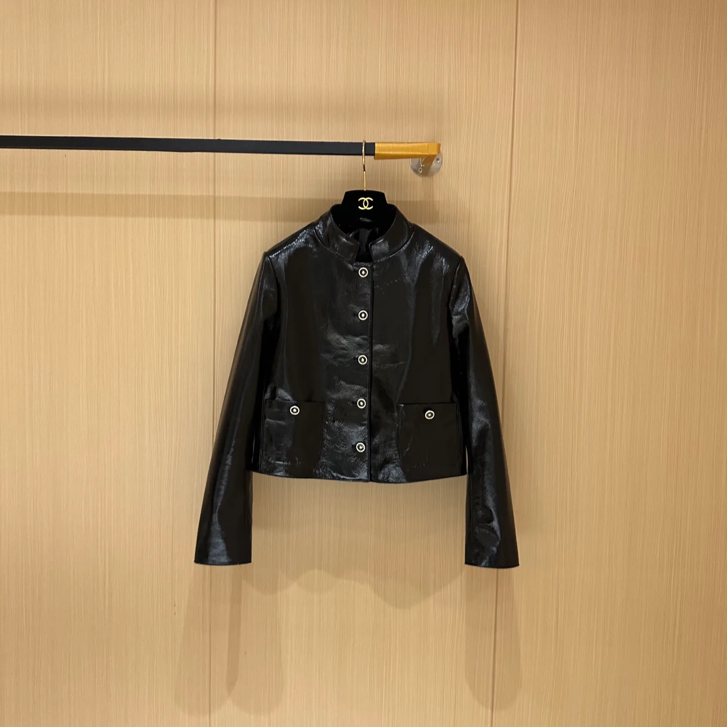 Кожаные Куртки И Дублёнки Женские Chanel 11398508