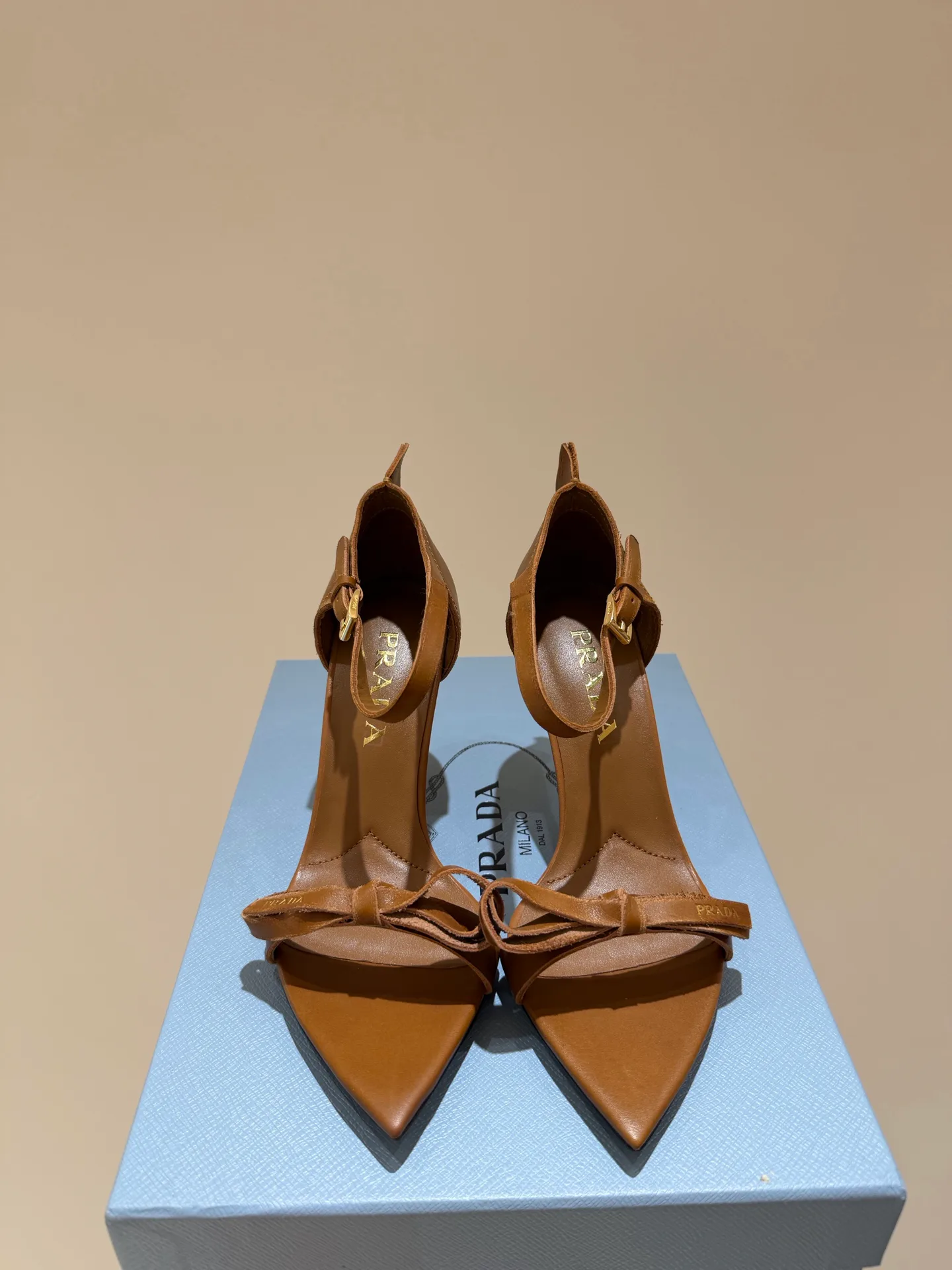 Босоножки Женские Prada 12941373