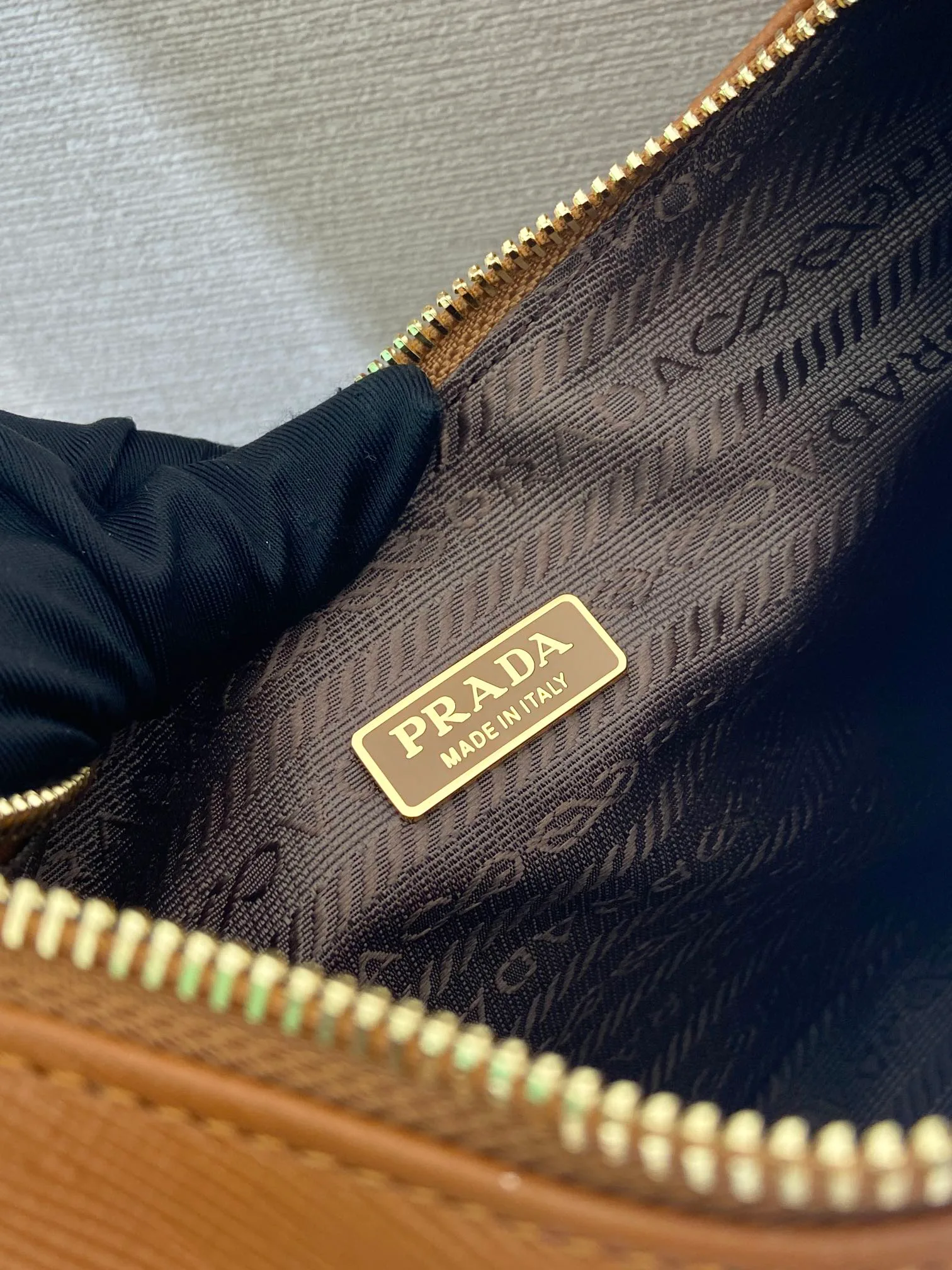 Классические Сумки Женские Prada 10000403