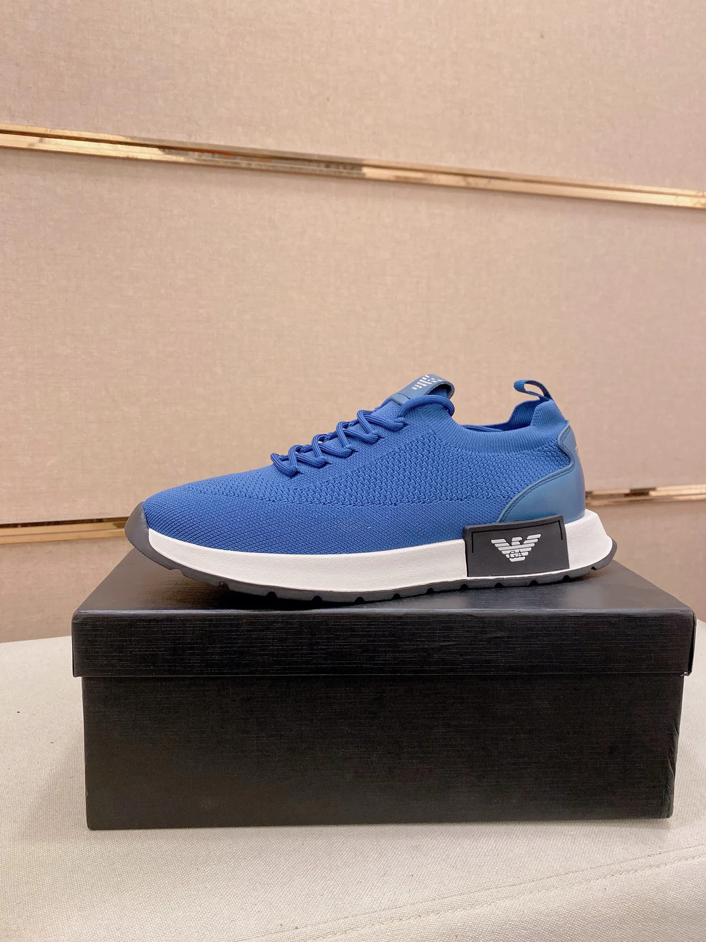 Кроссовки Мужские Armani 13293858