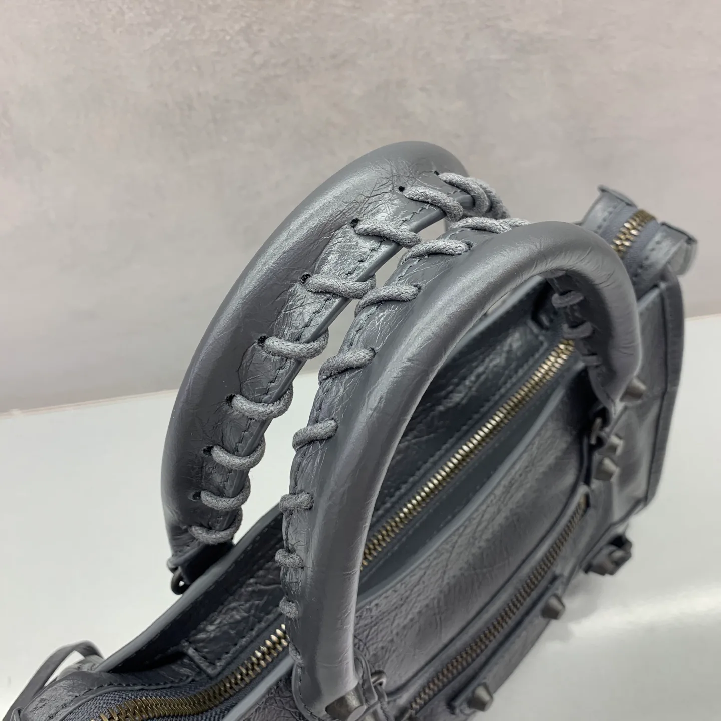 Классические Сумки Женские Balenciaga 18135964