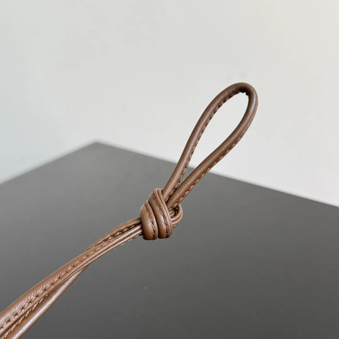 Кошельки Bottega Veneta 471446