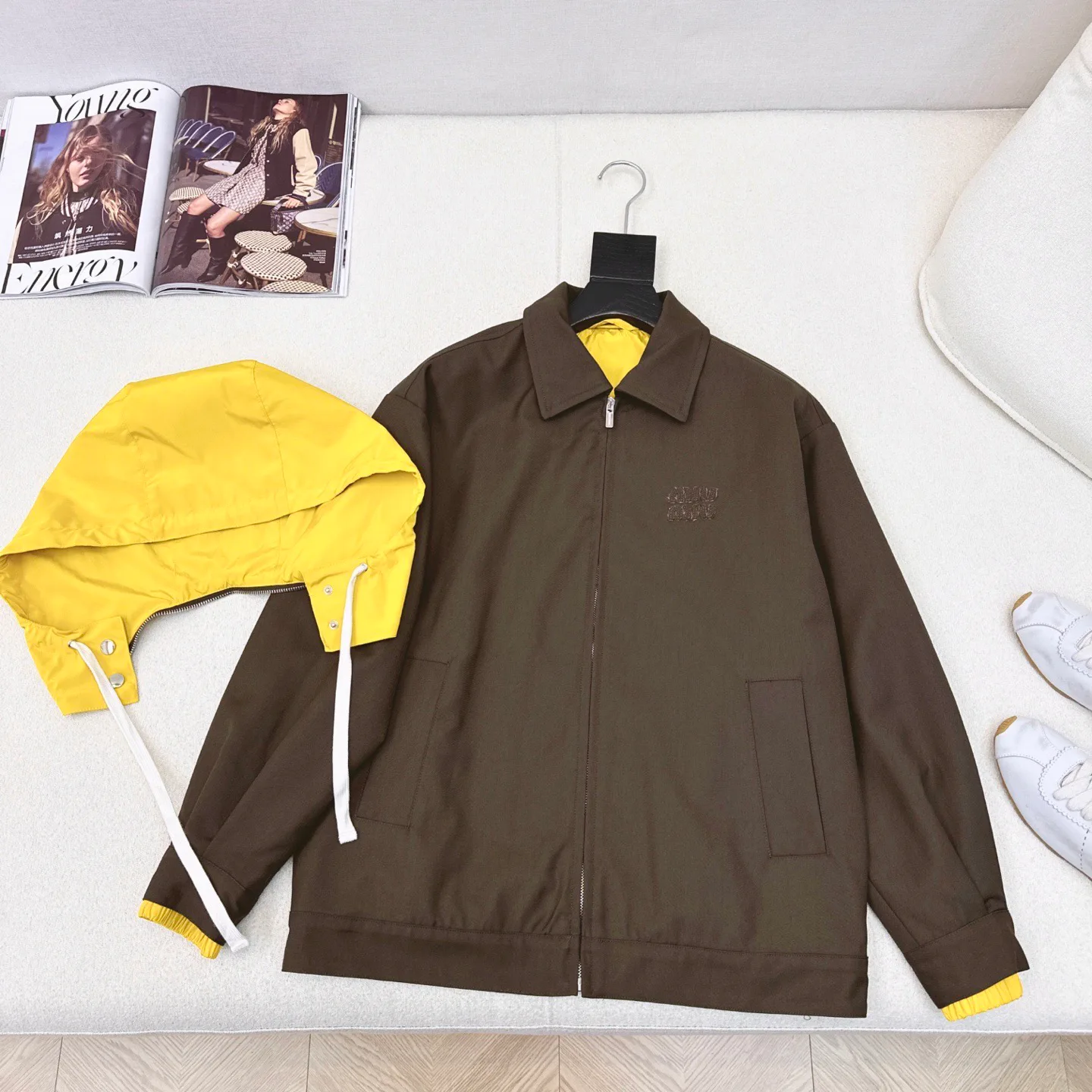 Куртки И Пуховики Женские Miu Miu 4268901