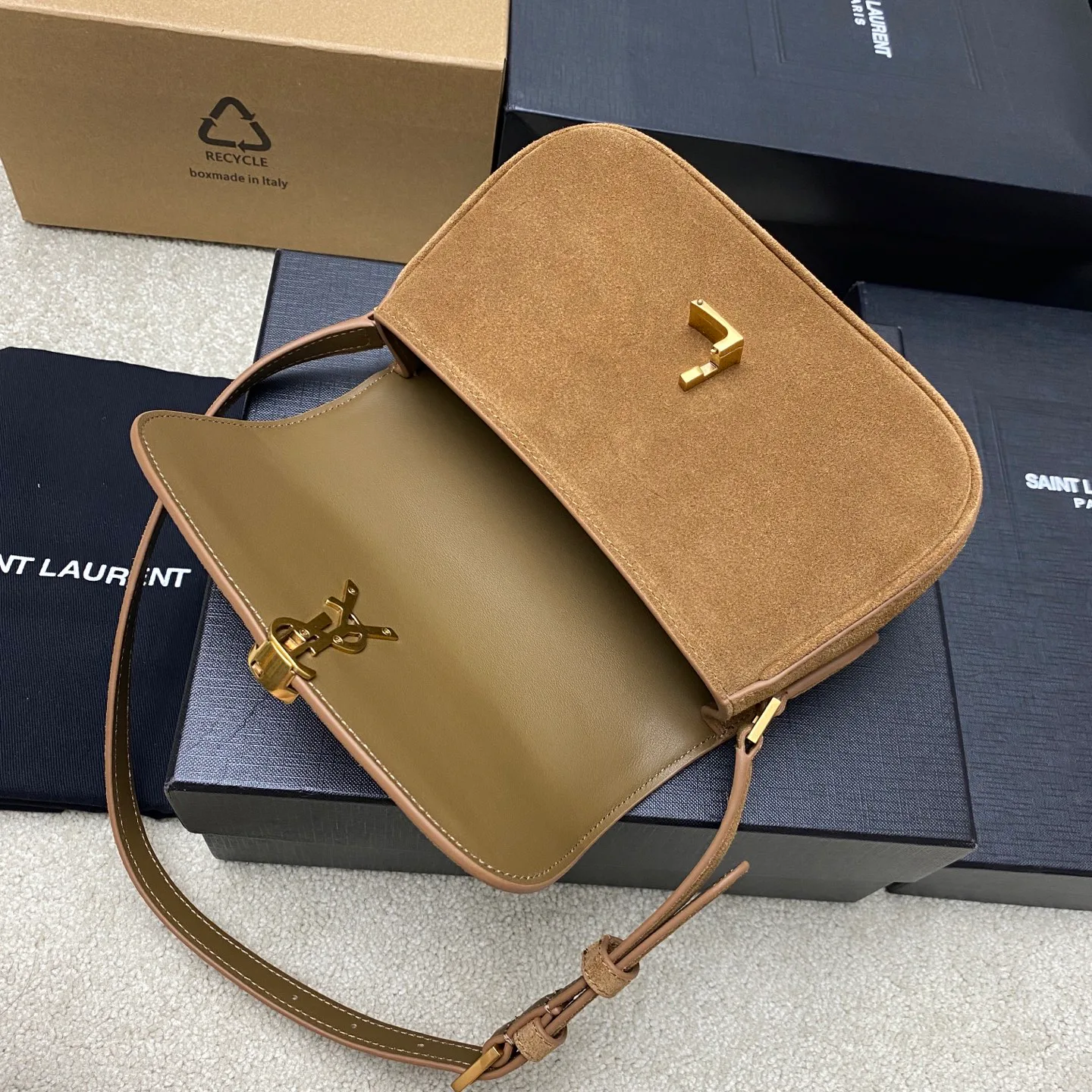 Классические Сумки Женские Saint Laurent 11886298