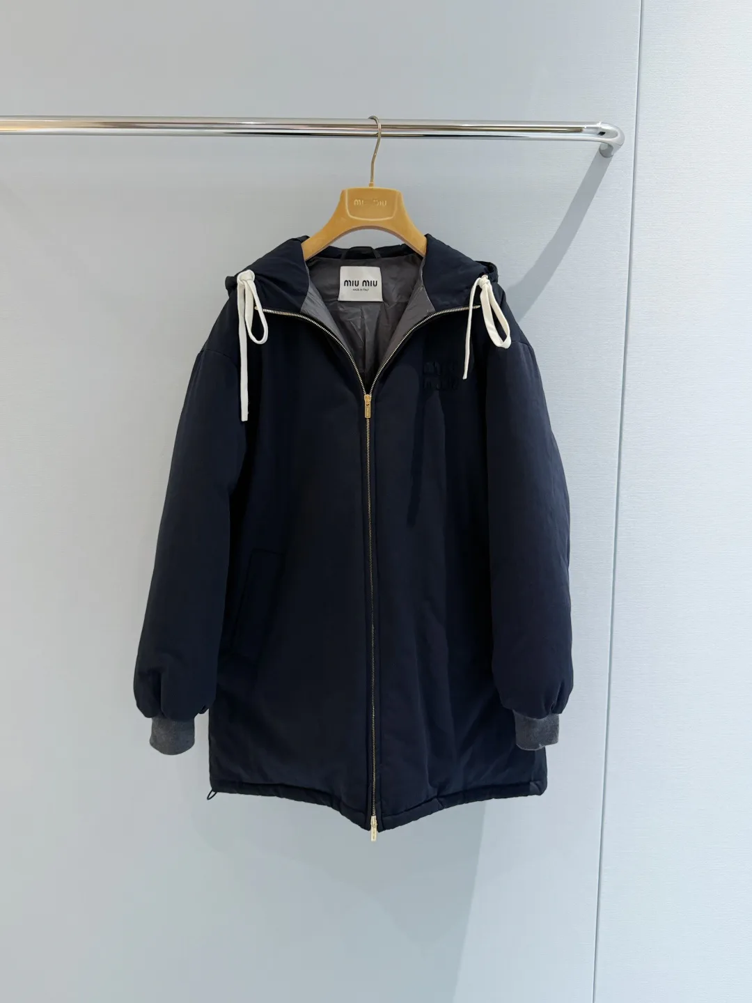 Куртки И Пуховики Женские Miu Miu 18758224
