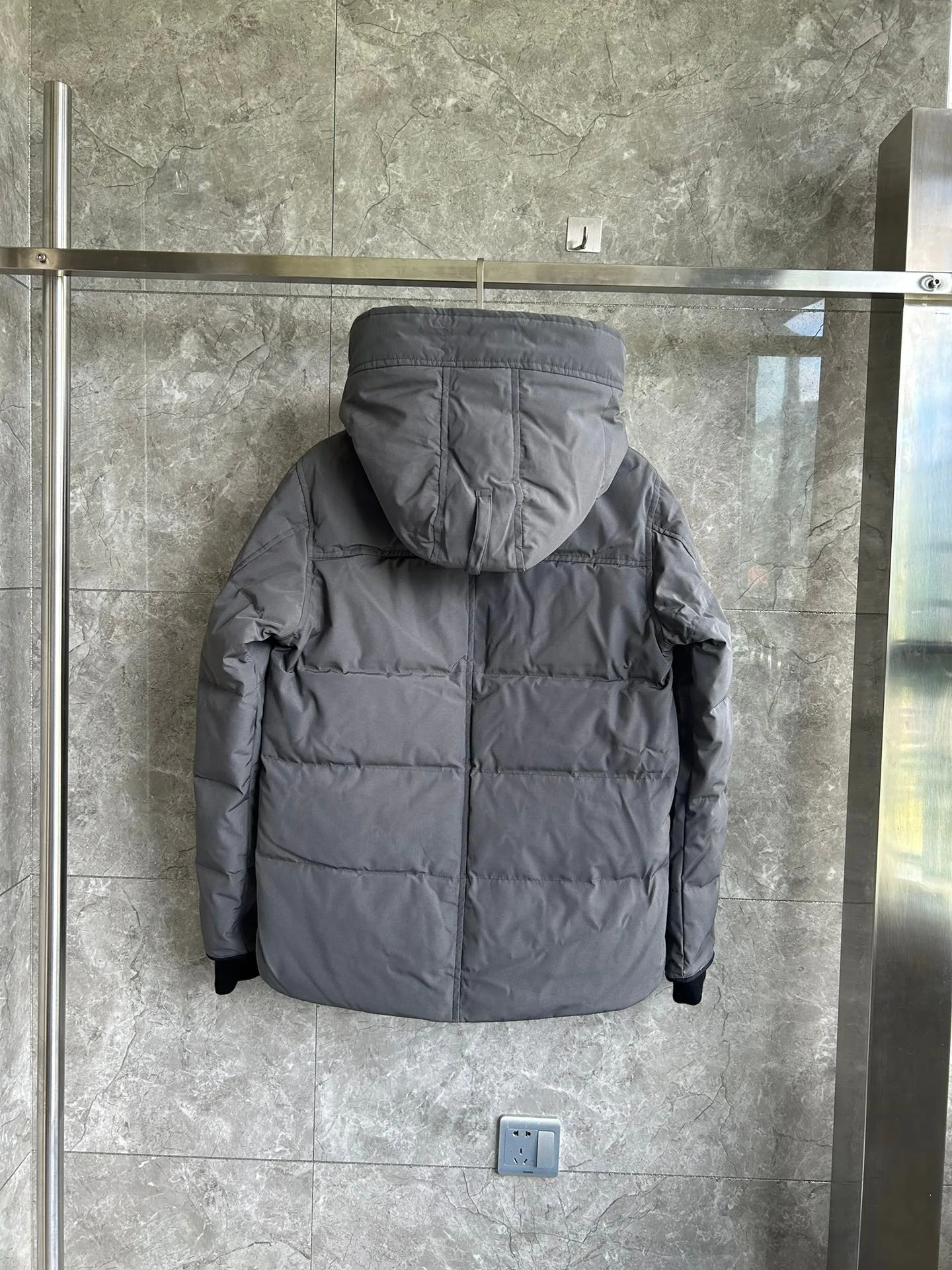 Куртки И Пуховики Женские Canada Goose 18111611