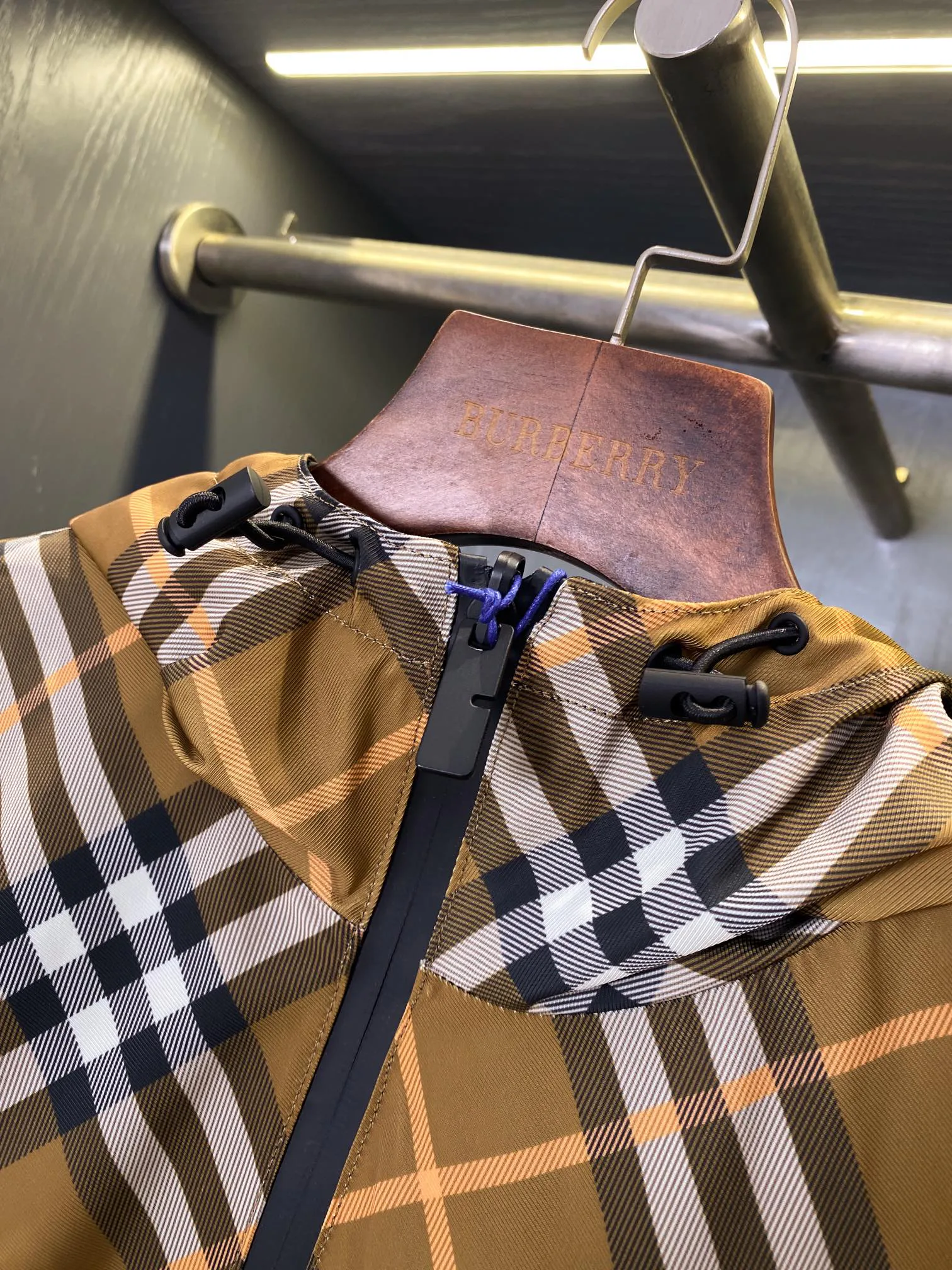 Куртки И Пуховики Мужские Burberry 13433007