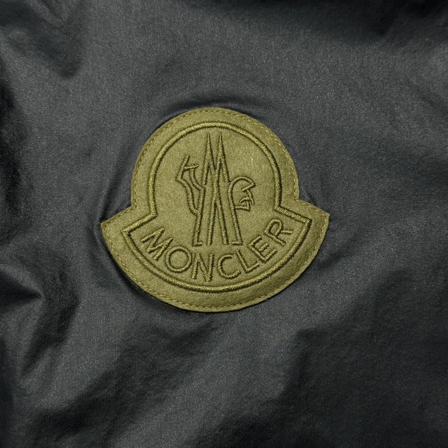 Куртки И Пуховики Мужские Moncler 9157