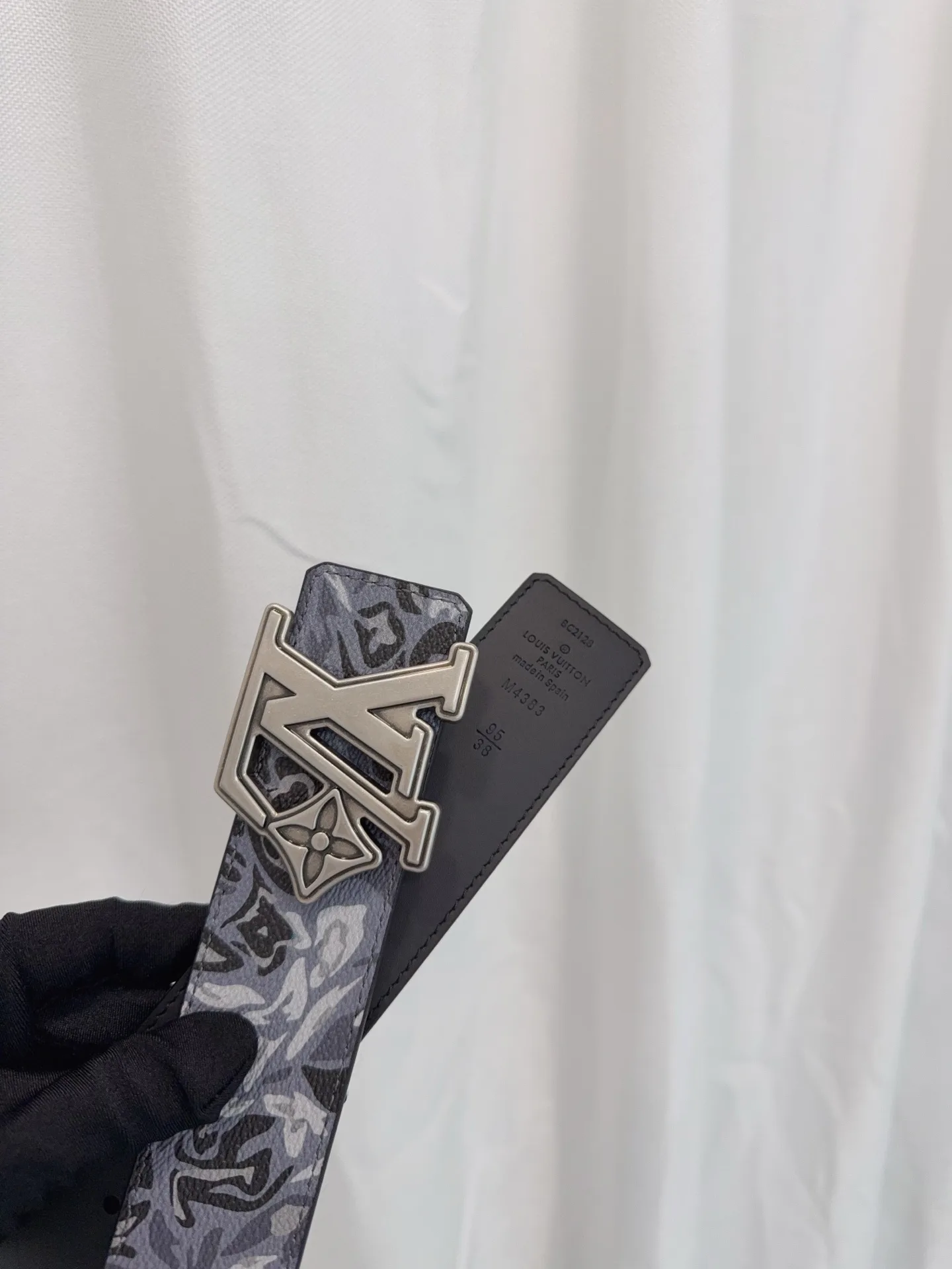 Ремни Louis Vuitton 5070097