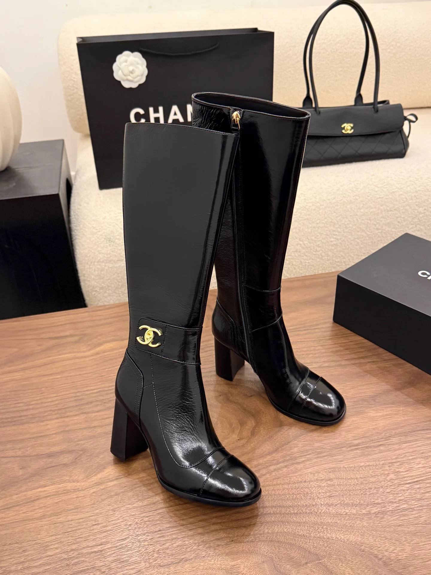 Сапоги Женские Chanel 17939489