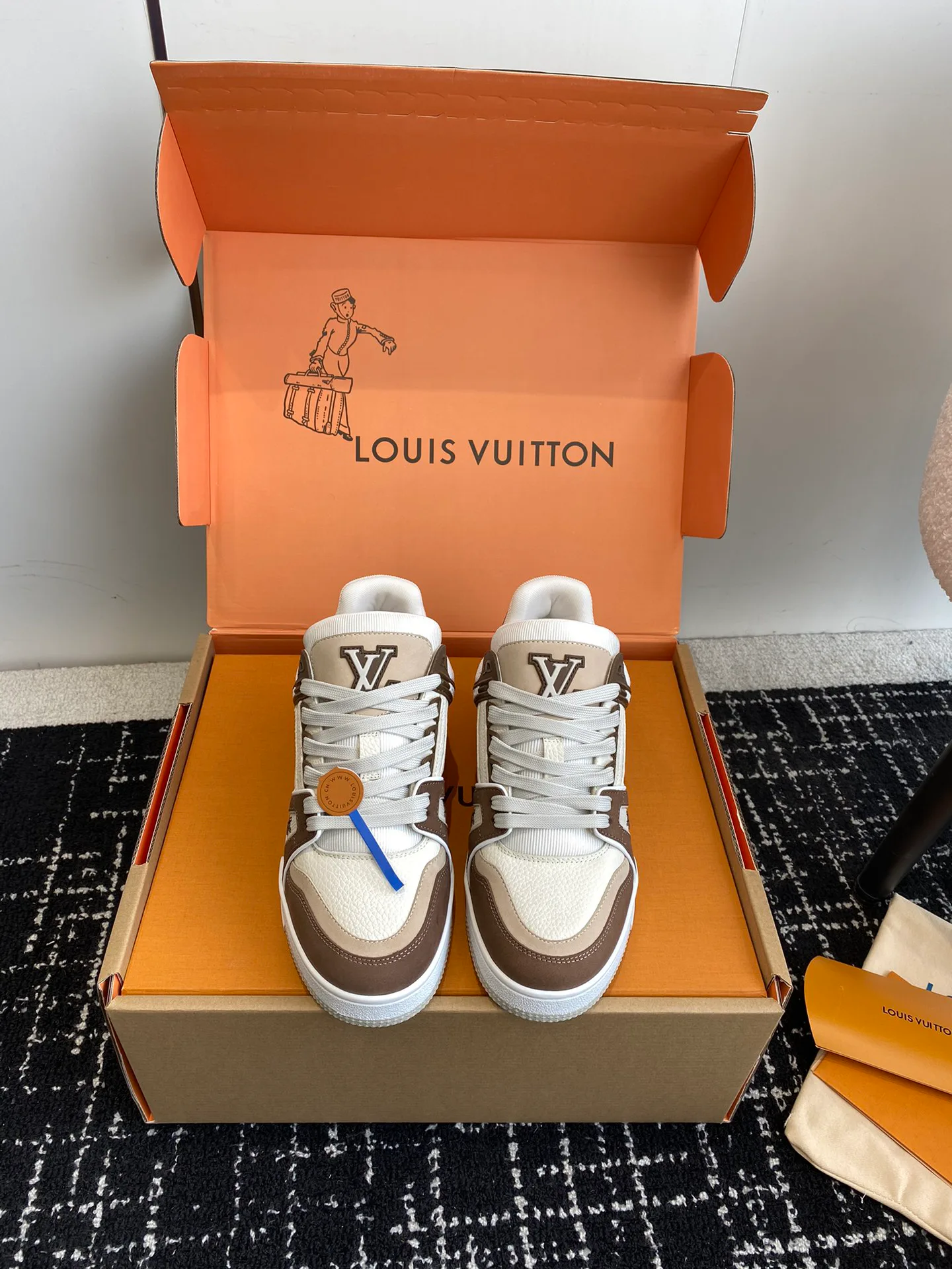 Кроссовки Женские Louis Vuitton 5790898