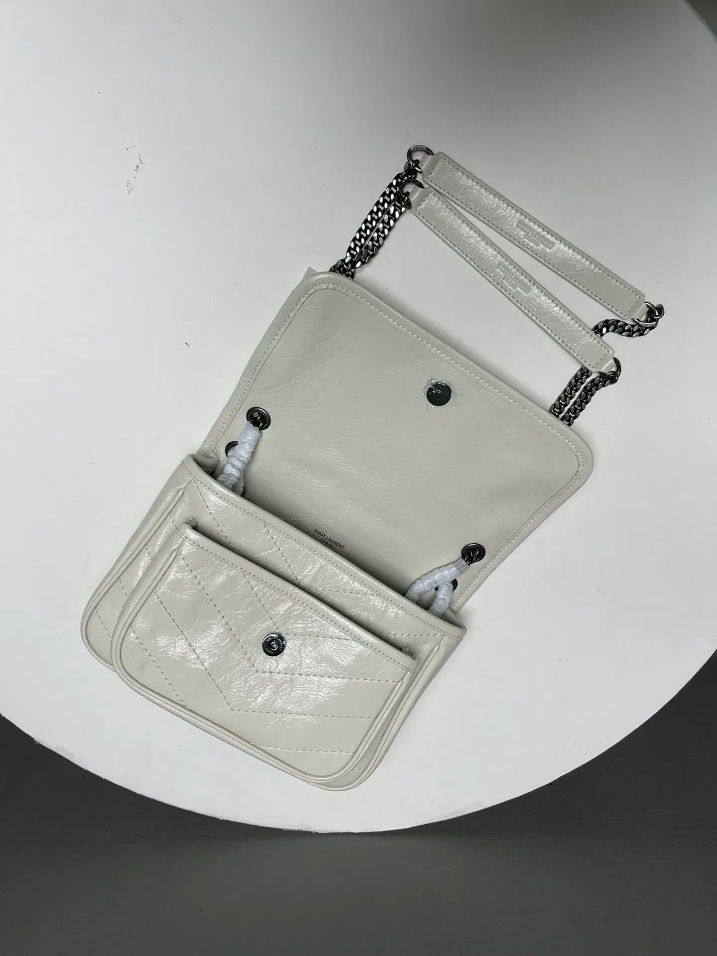 Сумки На Ремне Женские Saint Laurent 10234890