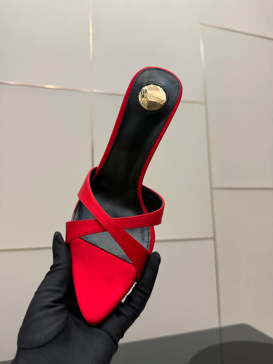 Босоножки Женские Saint Laurent 11409894