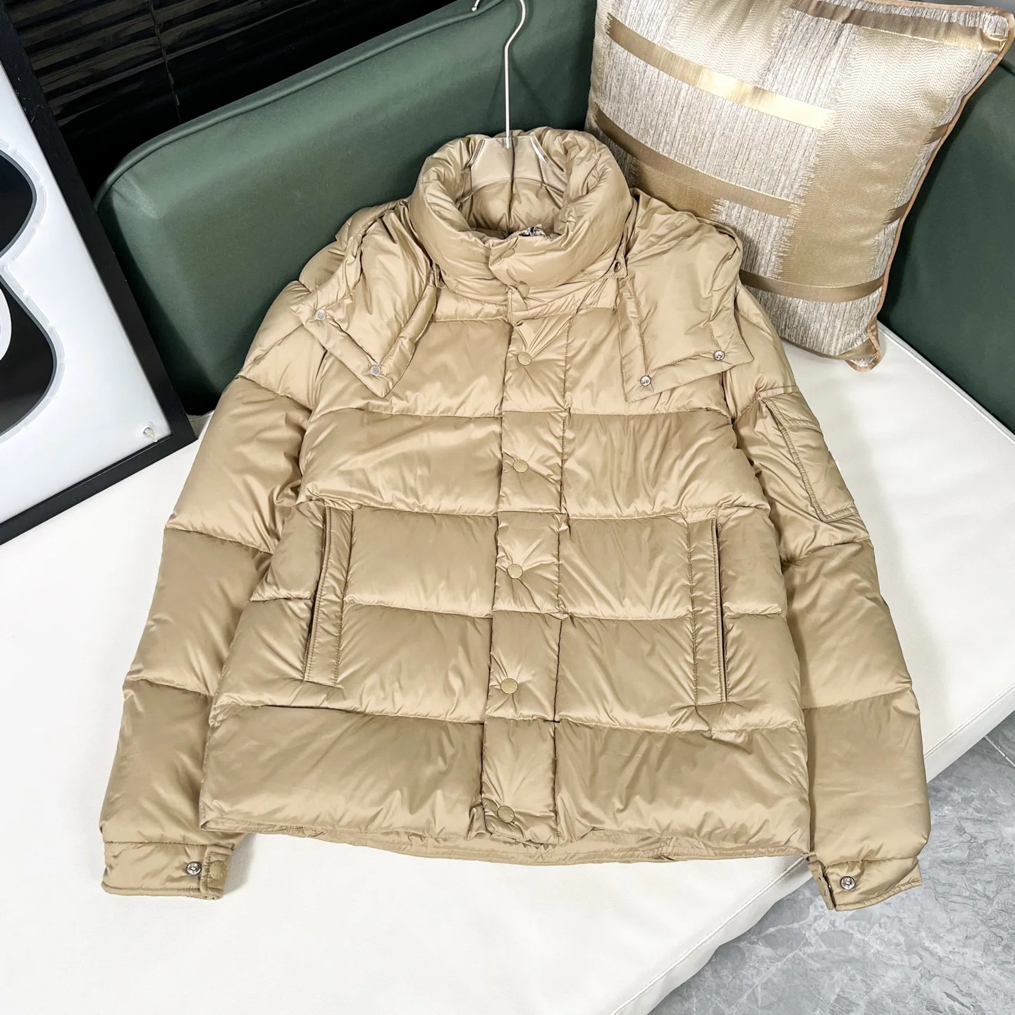 Куртки И Пуховики Женские Moncler 19777219