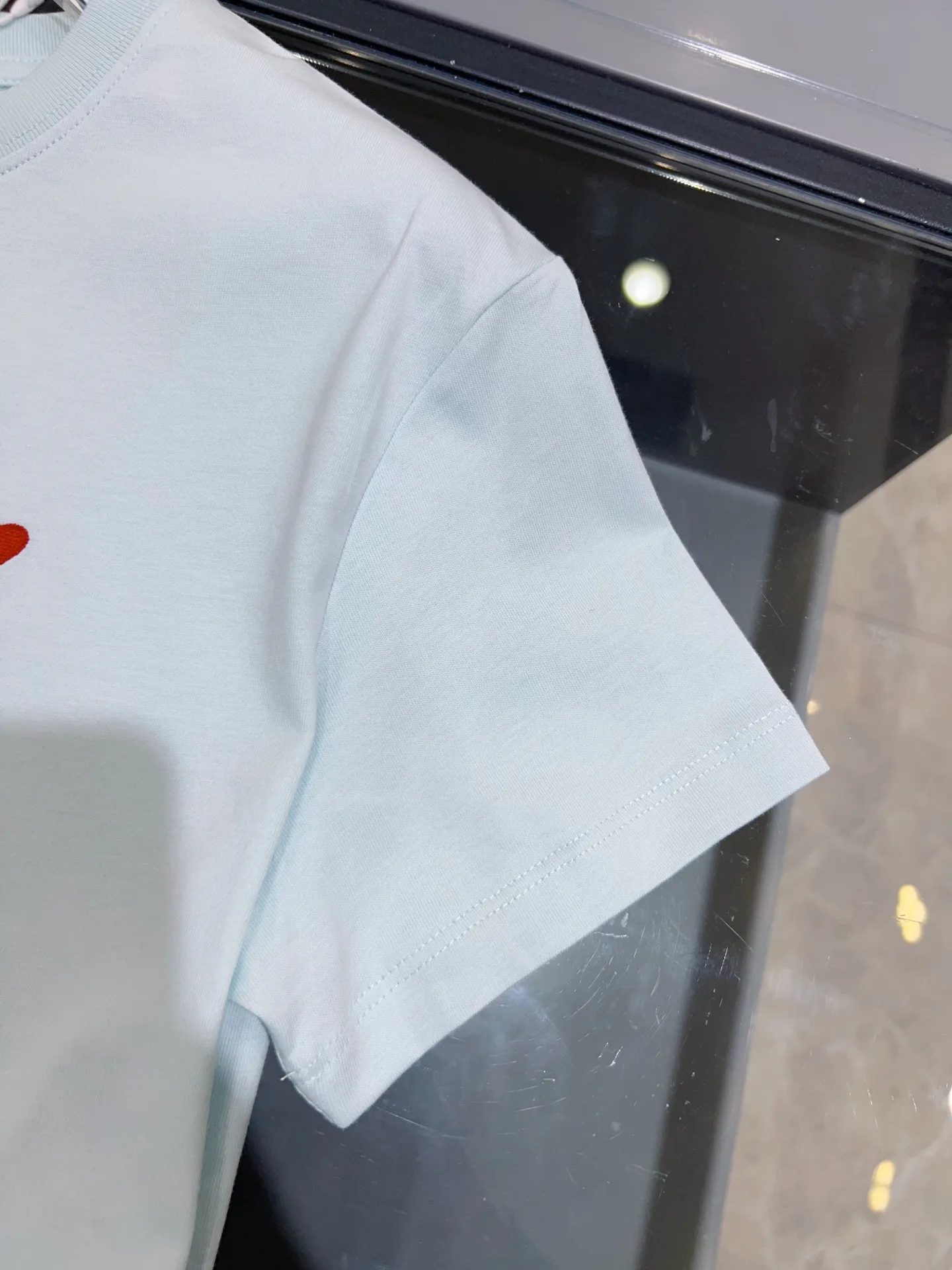 Футболки Женские Ami Paris 1696610