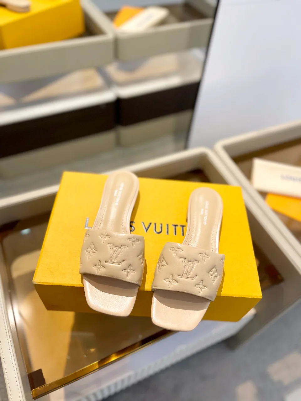 Сандалии Женские Louis Vuitton 9865387