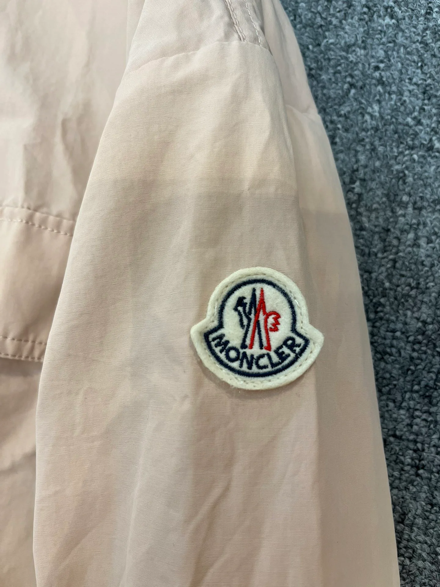 Куртки И Пуховики Женские Moncler 11512996