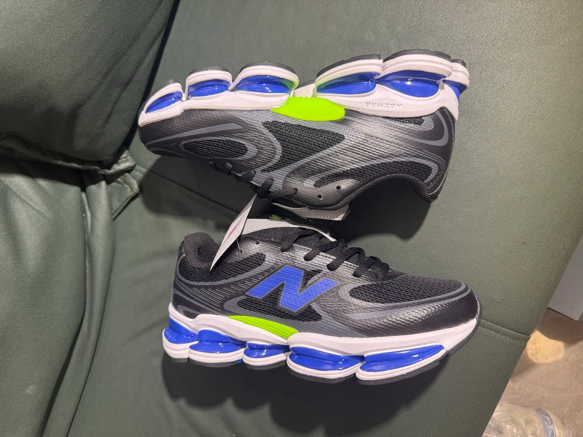 Кроссовки Мужские New Balance 6233307