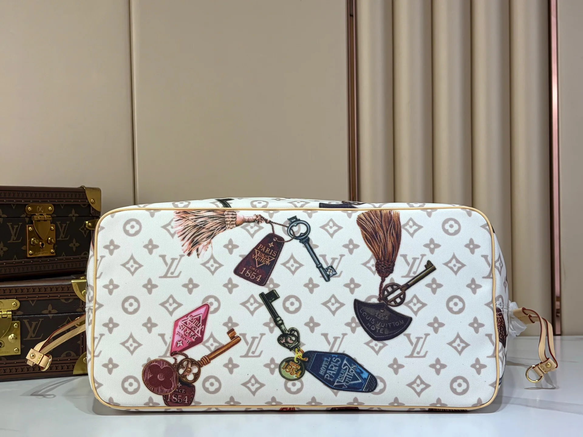 Классические Сумки Женские Louis Vuitton 16893046