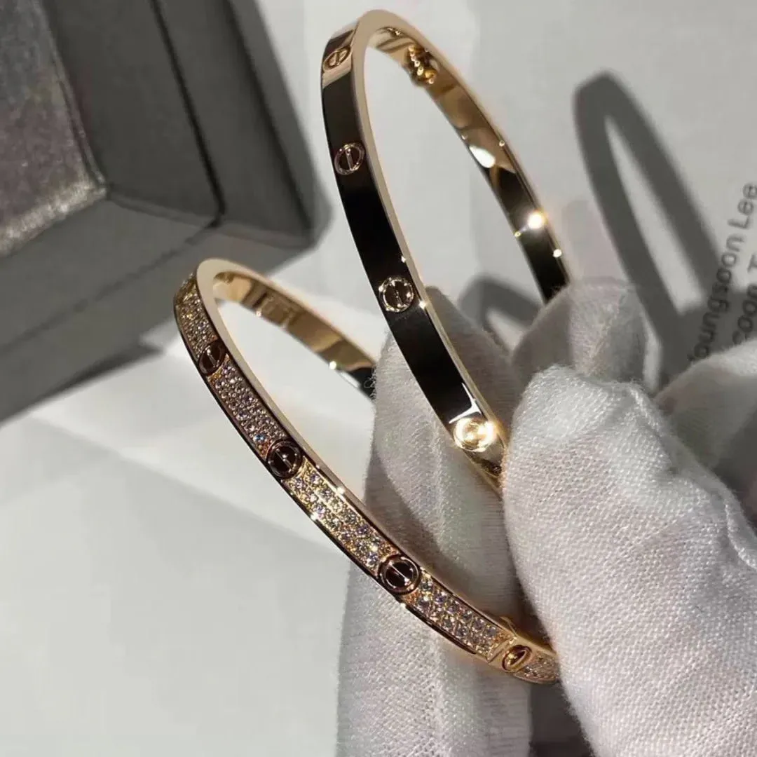 Бижутерия Cartier 6823