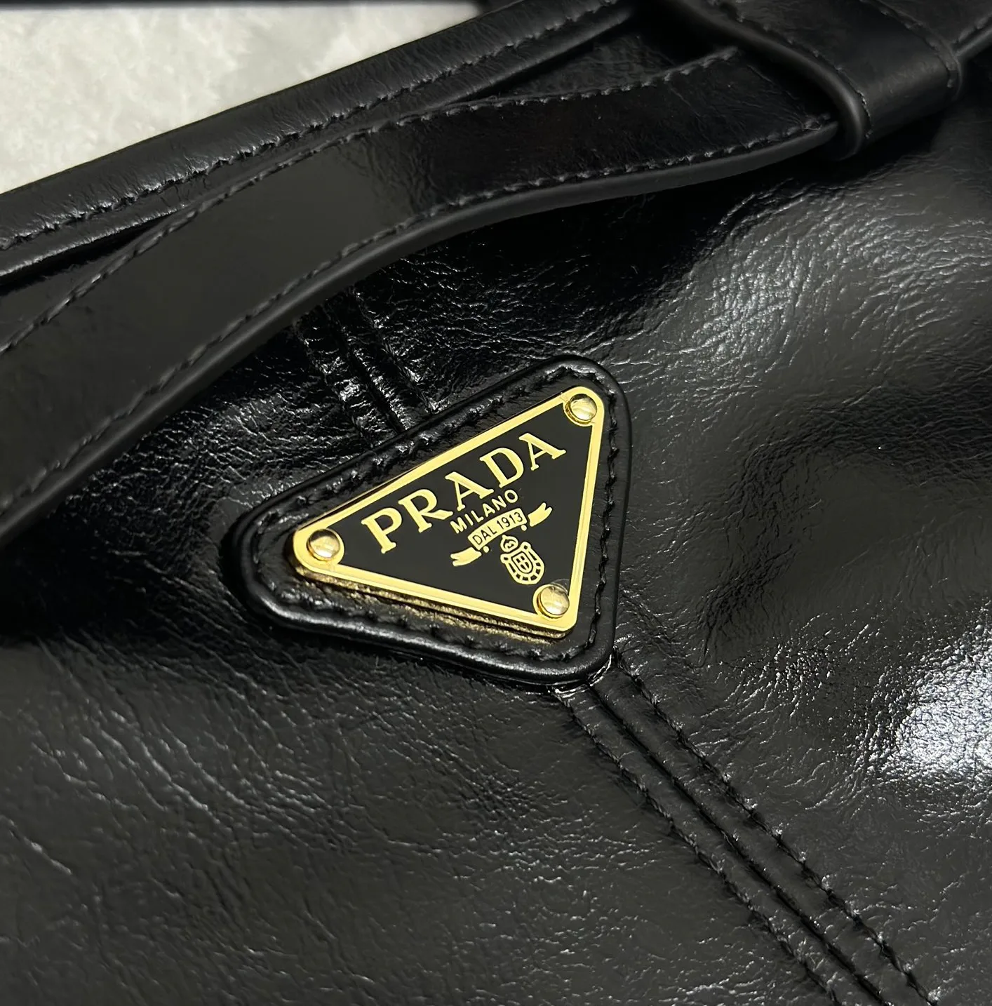Классические Сумки Женские Prada 11462548