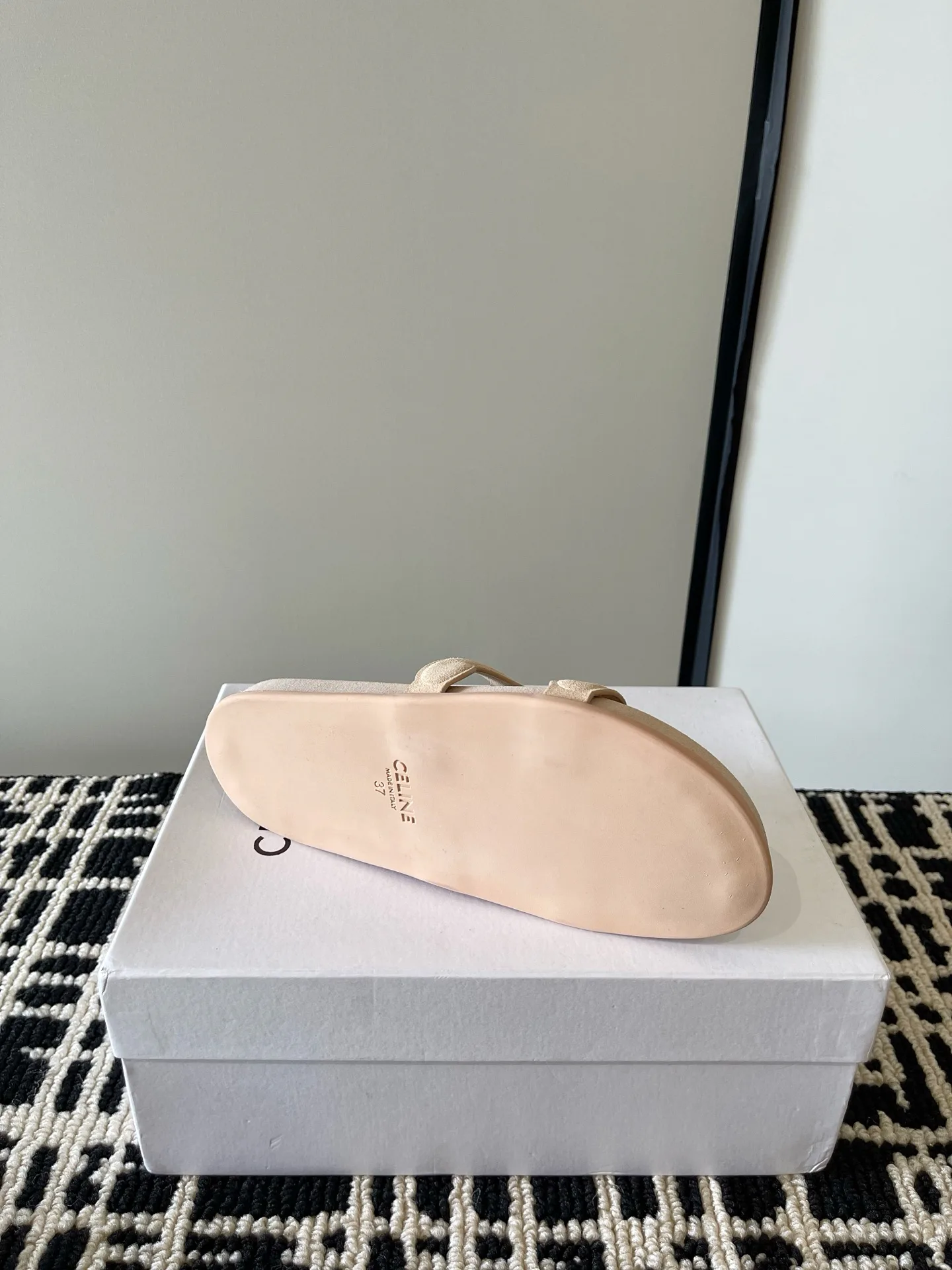 Шлепанцы Женские Celine 17580718