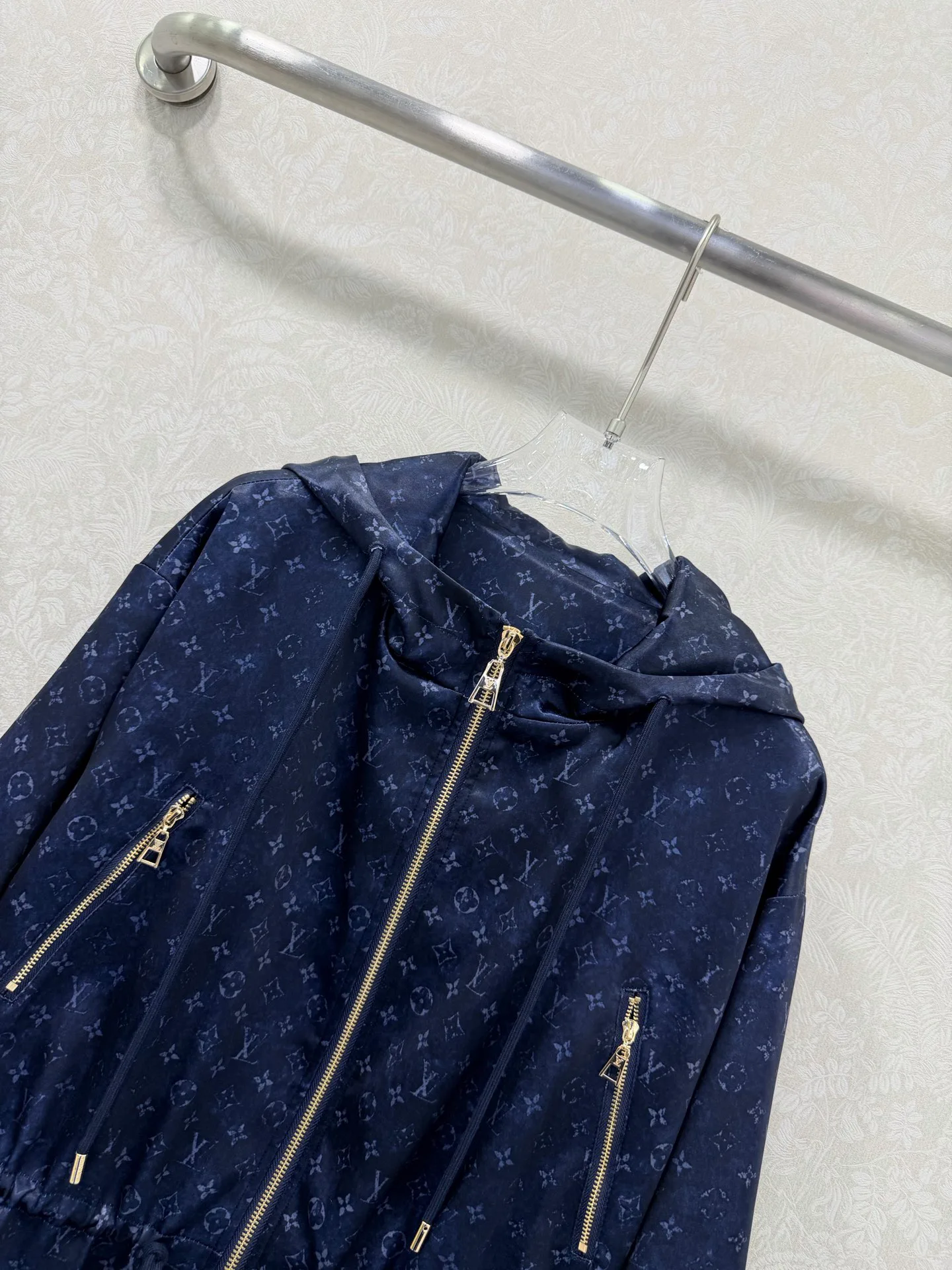 Куртки И Пуховики Мужские Louis Vuitton 1565007