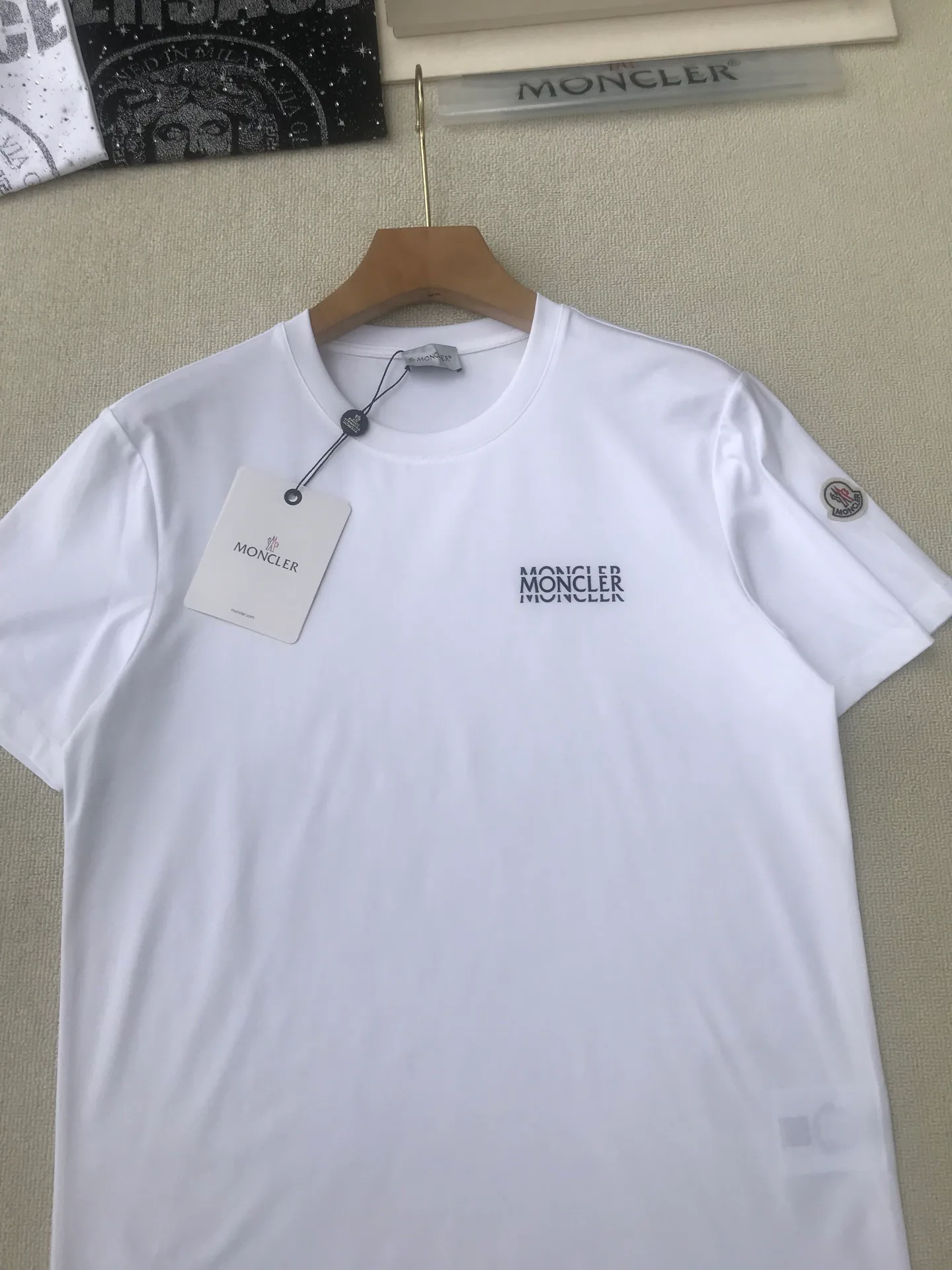 Футболки Женские Moncler 13220926