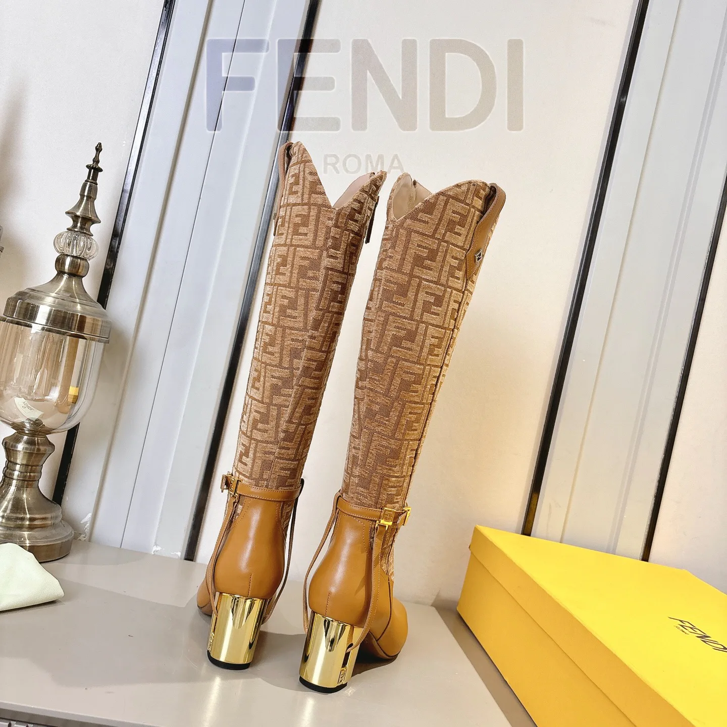 Сапоги Женские Fendi 18247884