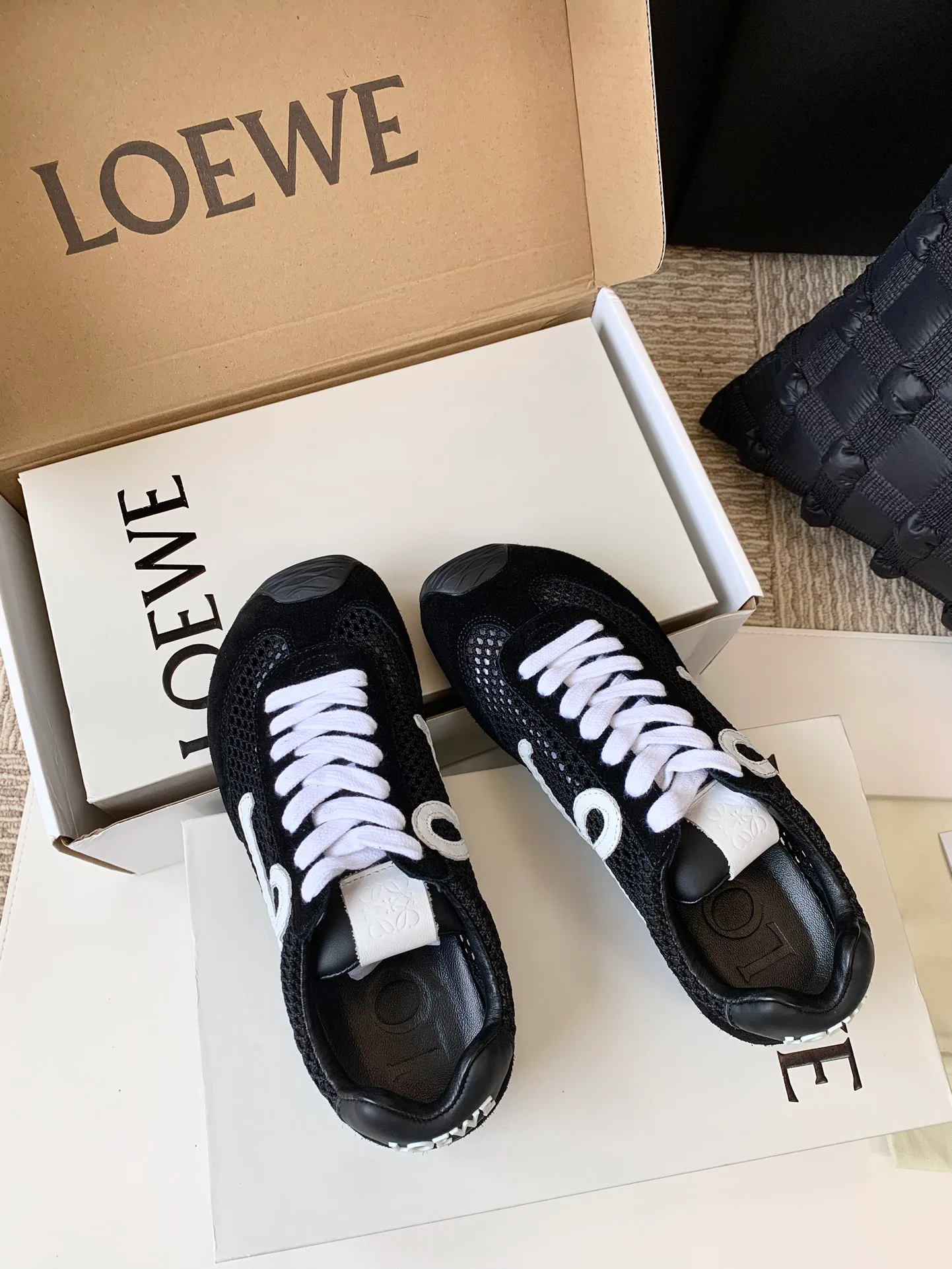 Кроссовки Женские Loewe 17539006
